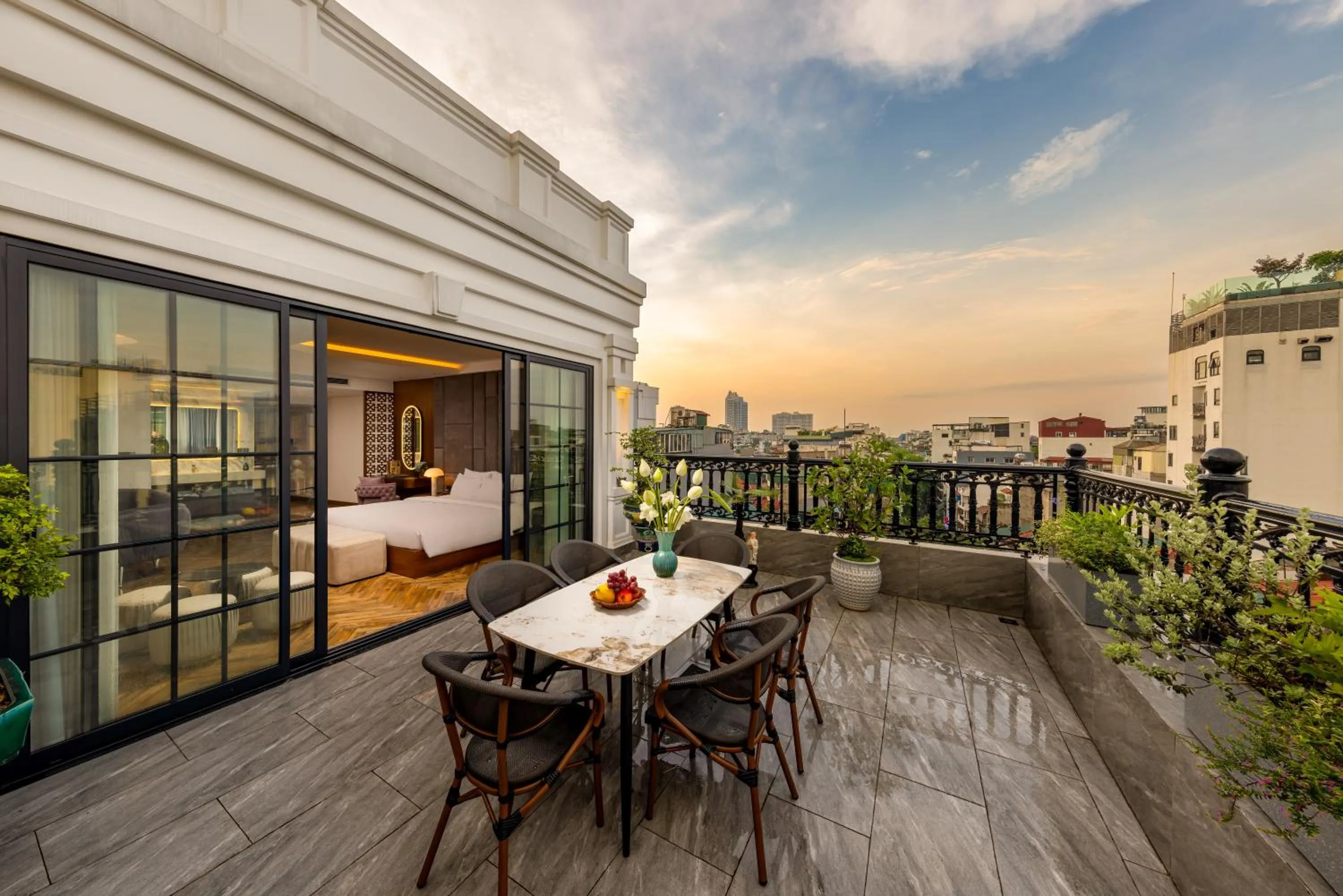Property building in H Hôtel L'Art Hanoi