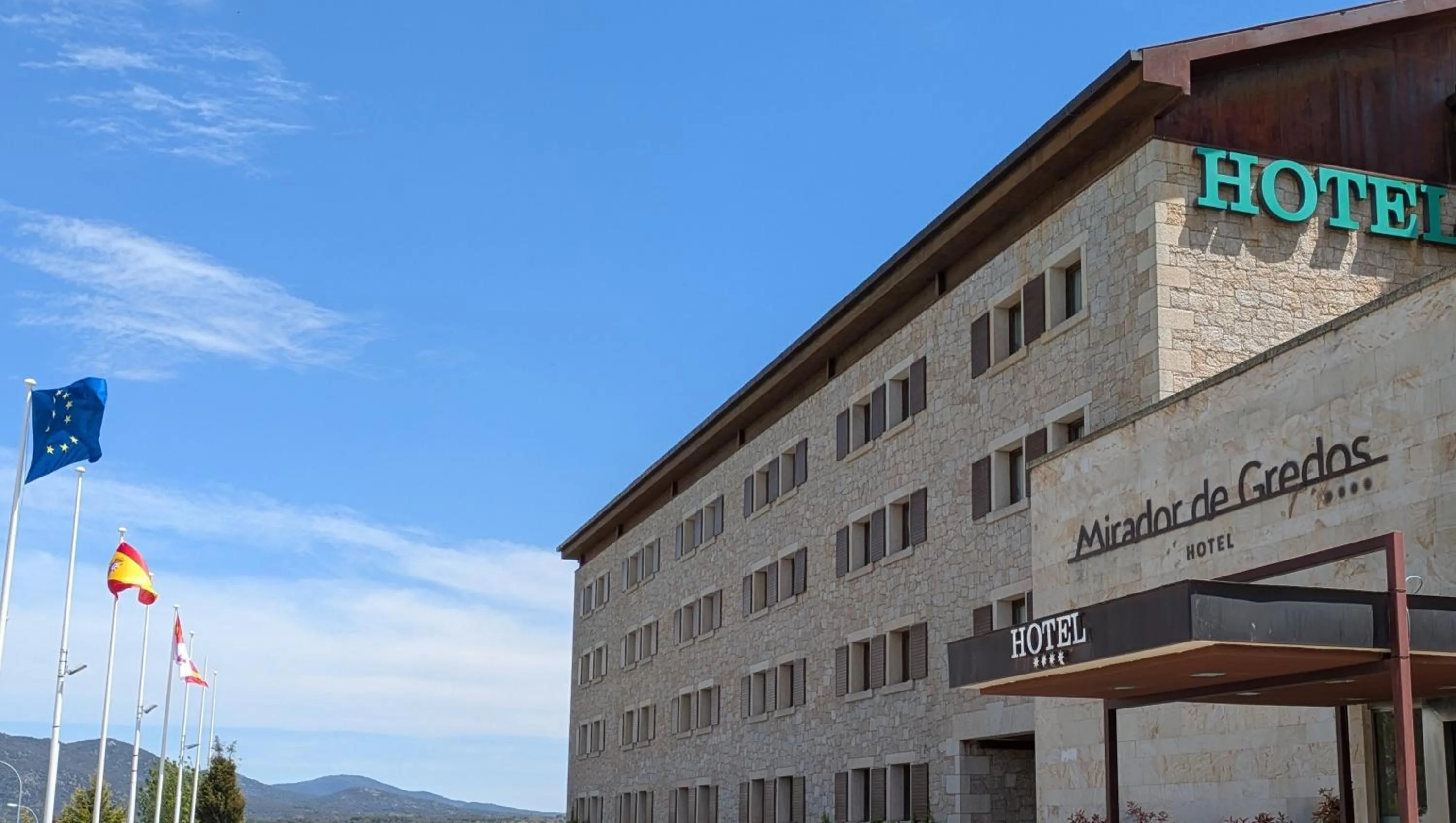 Property building in Hospedium Hotel Mirador de Gredos