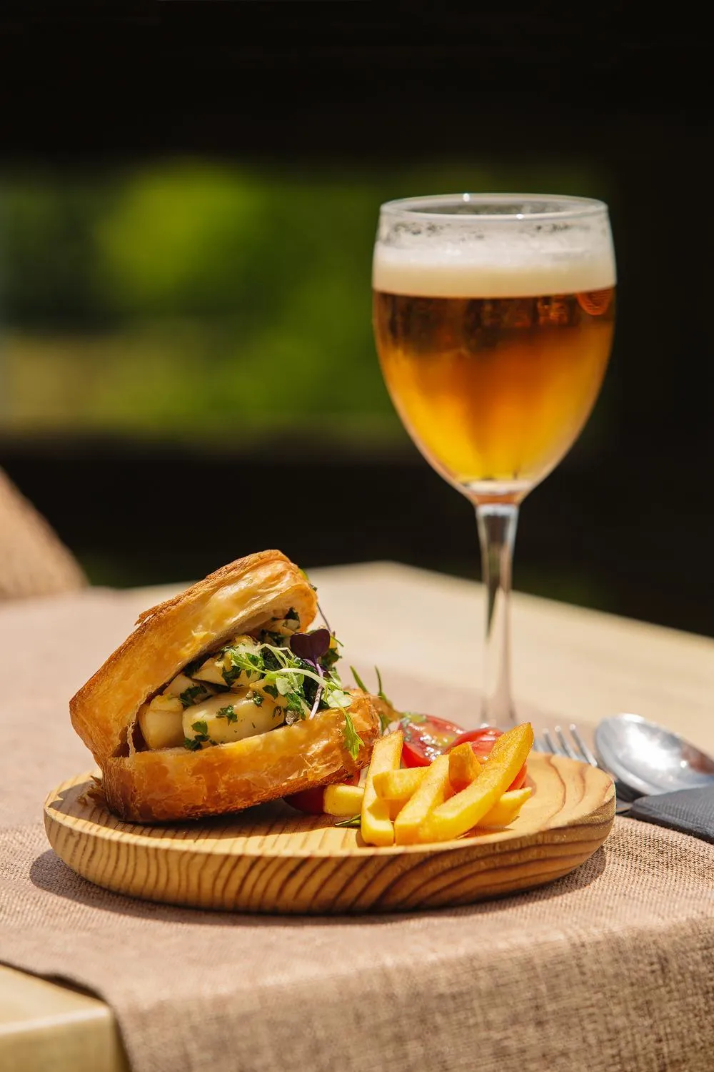 Lounge or bar in Hospedium Hotel Mirador de Gredos