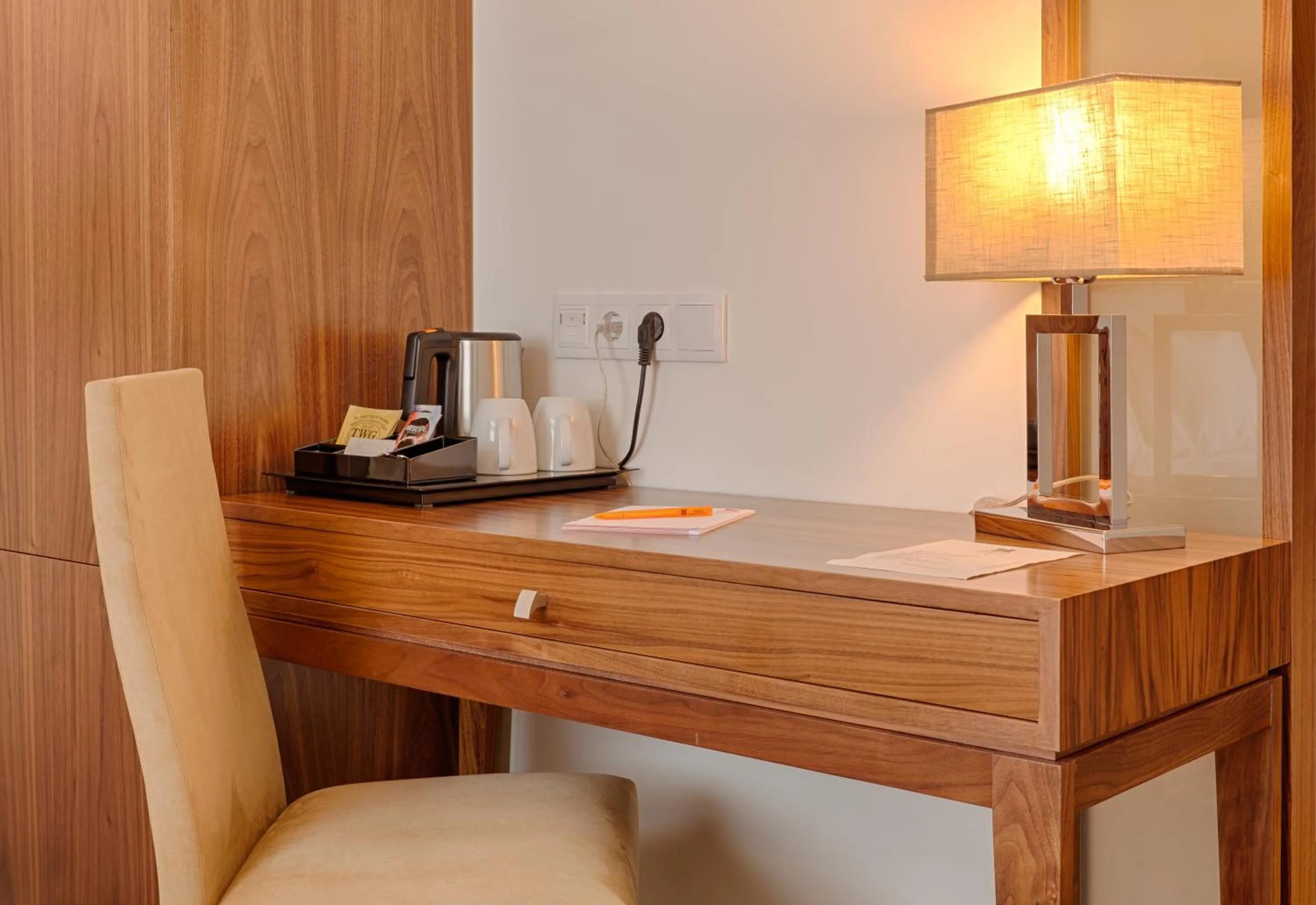 Coffee/tea facilities in Hotel Premium Porto Downtown