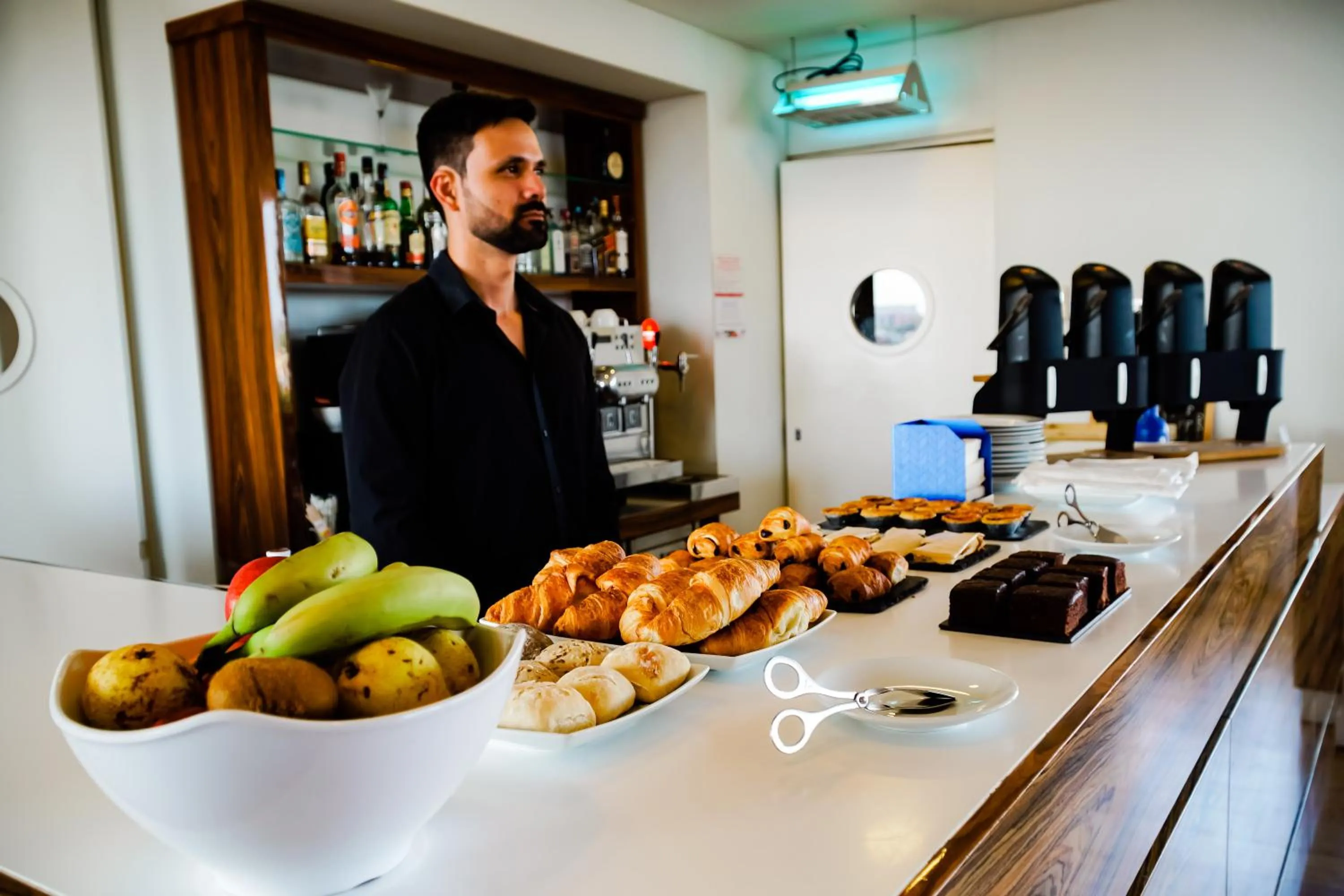 Food and drinks in Hotel Premium Porto Downtown