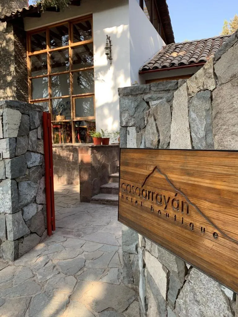 Facade/entrance in Casa Arrayán