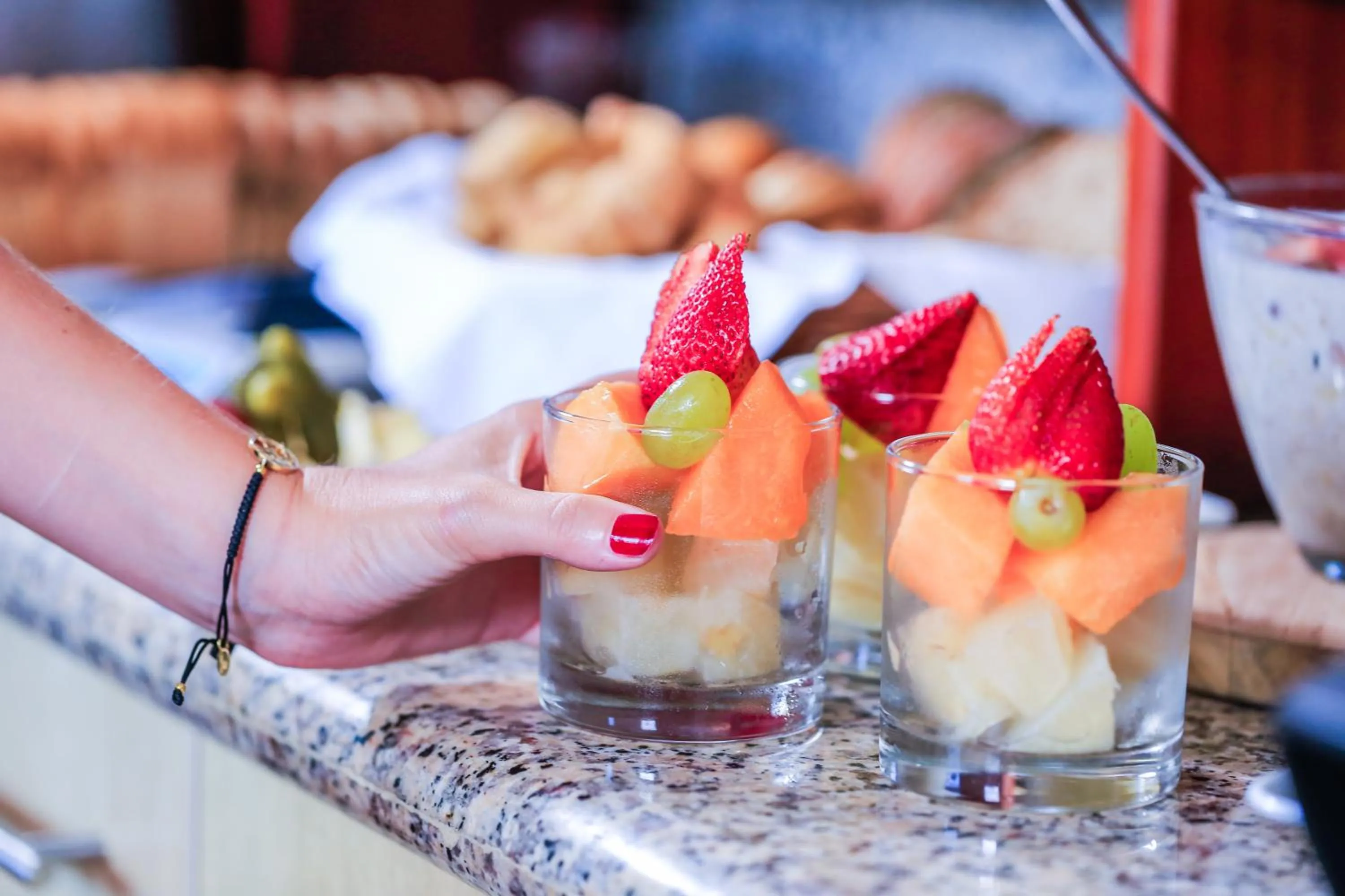 Food and drinks in Hotel Cucuve