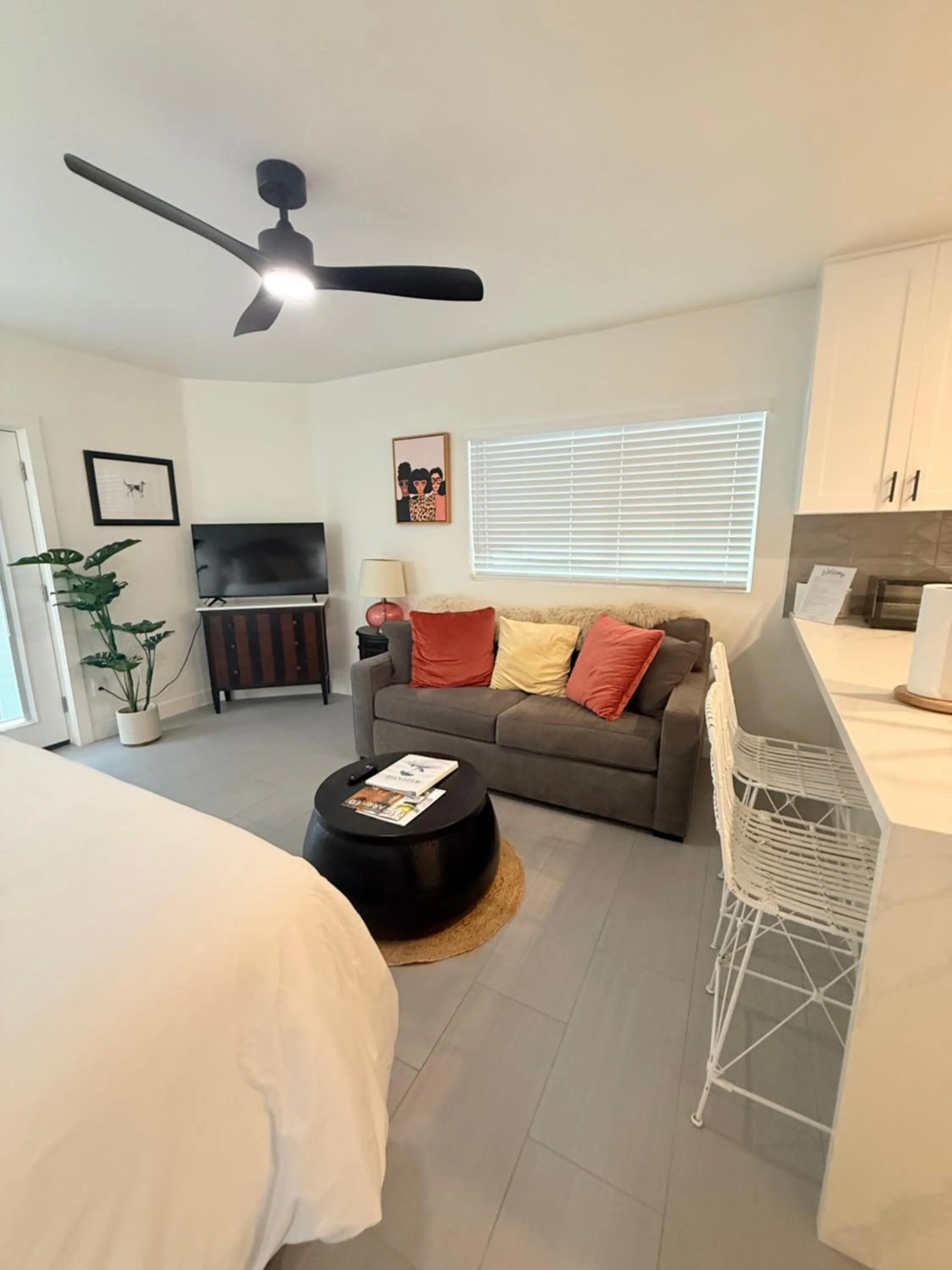 Bed in Beachwalk Villas