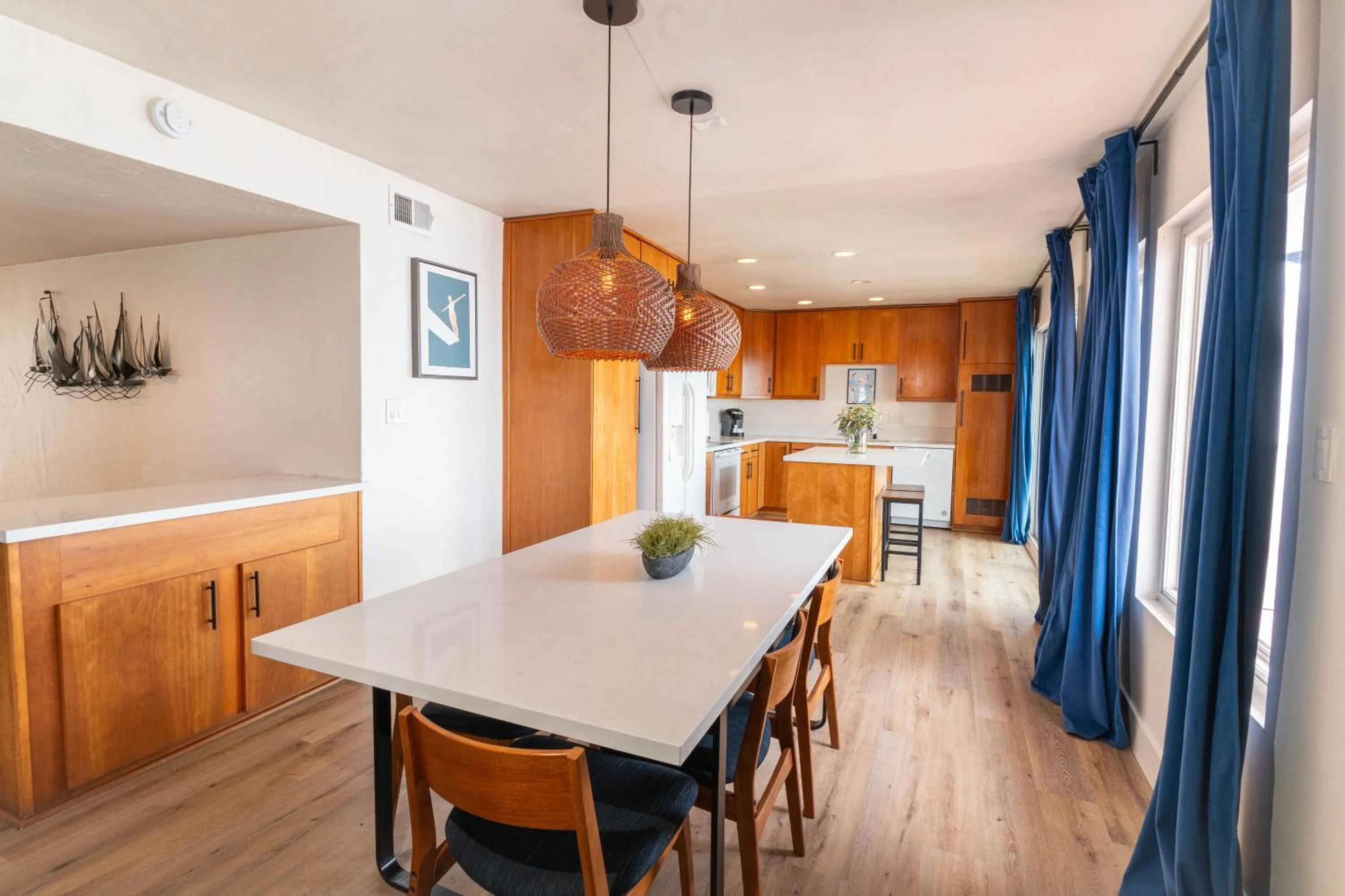 Dining area in Beachwalk Villas