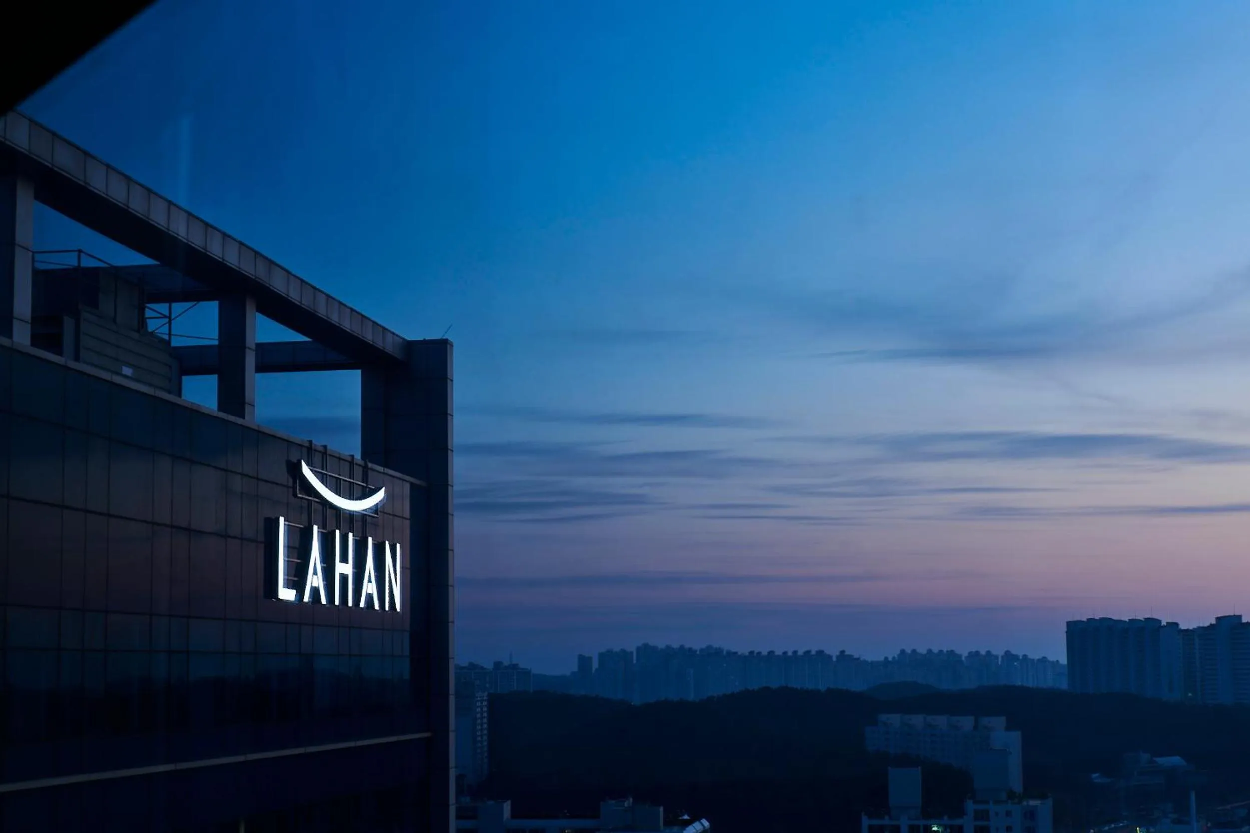 Property building in Lahan Hotel Pohang