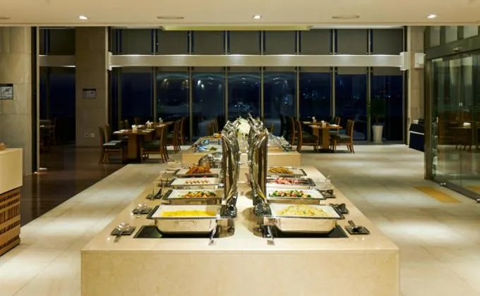 Restaurant/places to eat in Lahan Hotel Pohang