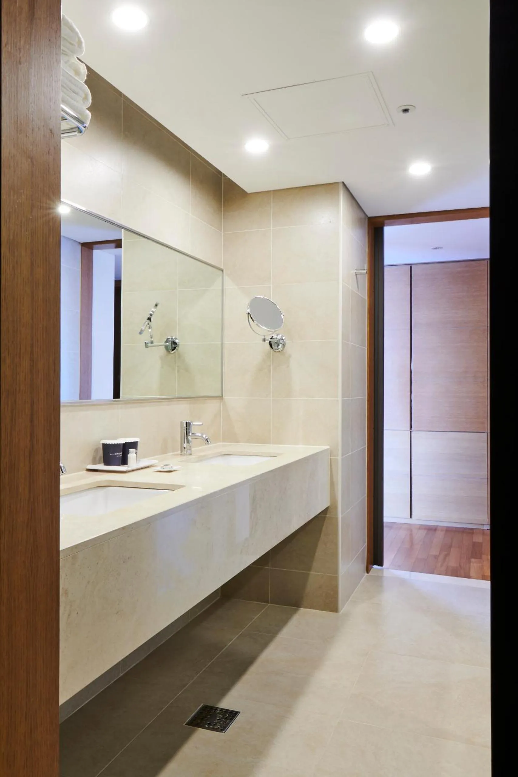 Bathroom in Lahan Hotel Pohang