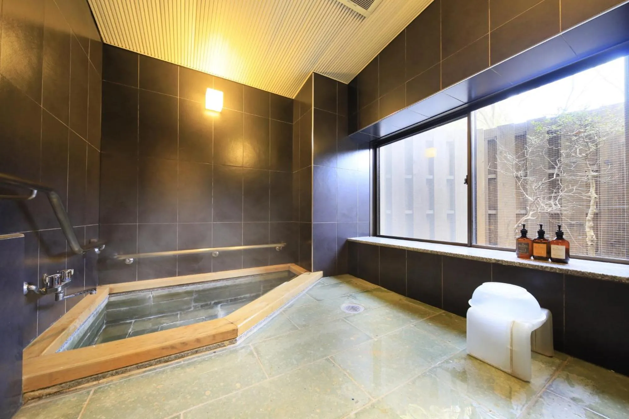 Bathroom in Yutorelo-an