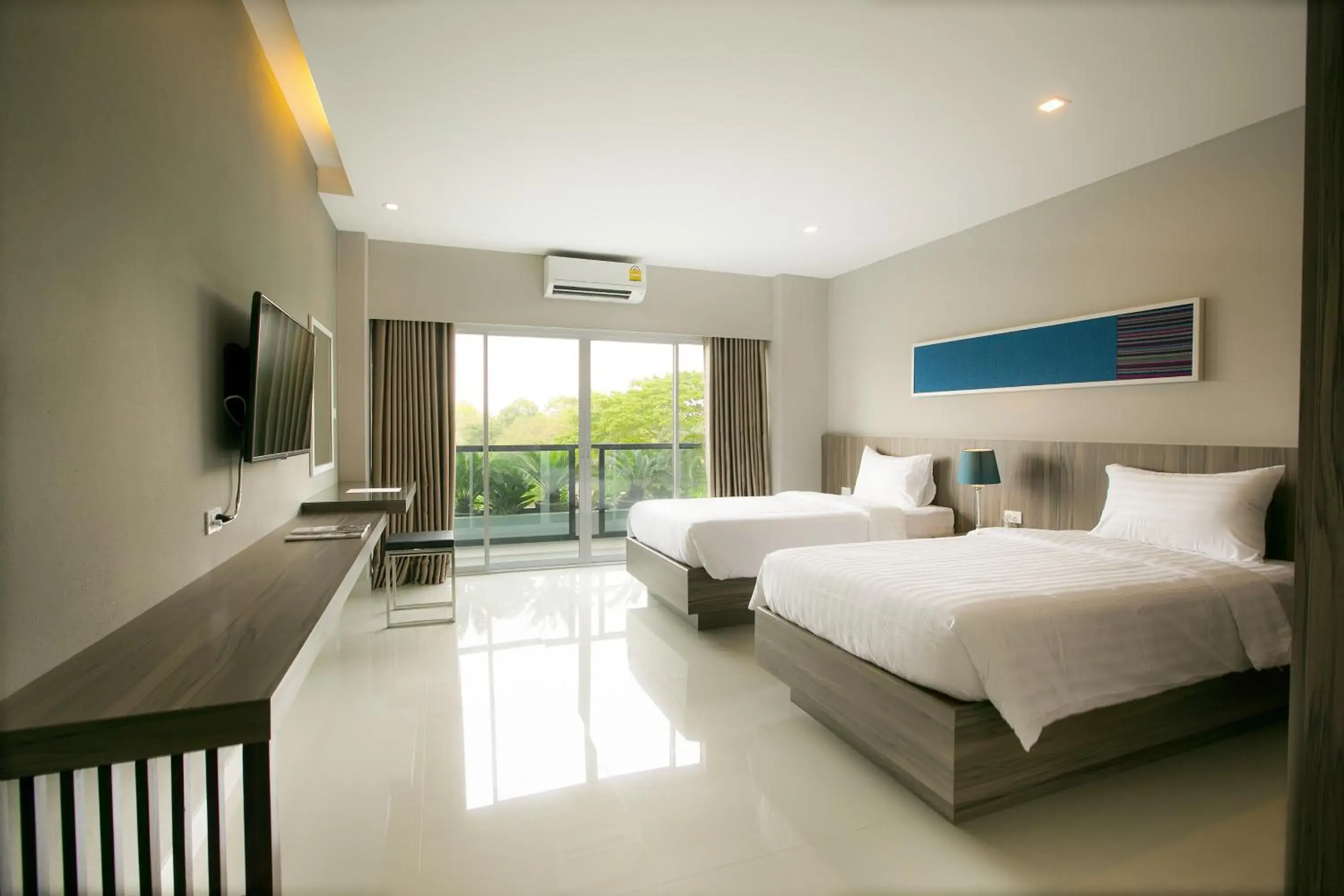 Twin Room with City View in V Hotel Ubon Ratchathani Twin Room with City View in V Hotel Ubon Ratchathani