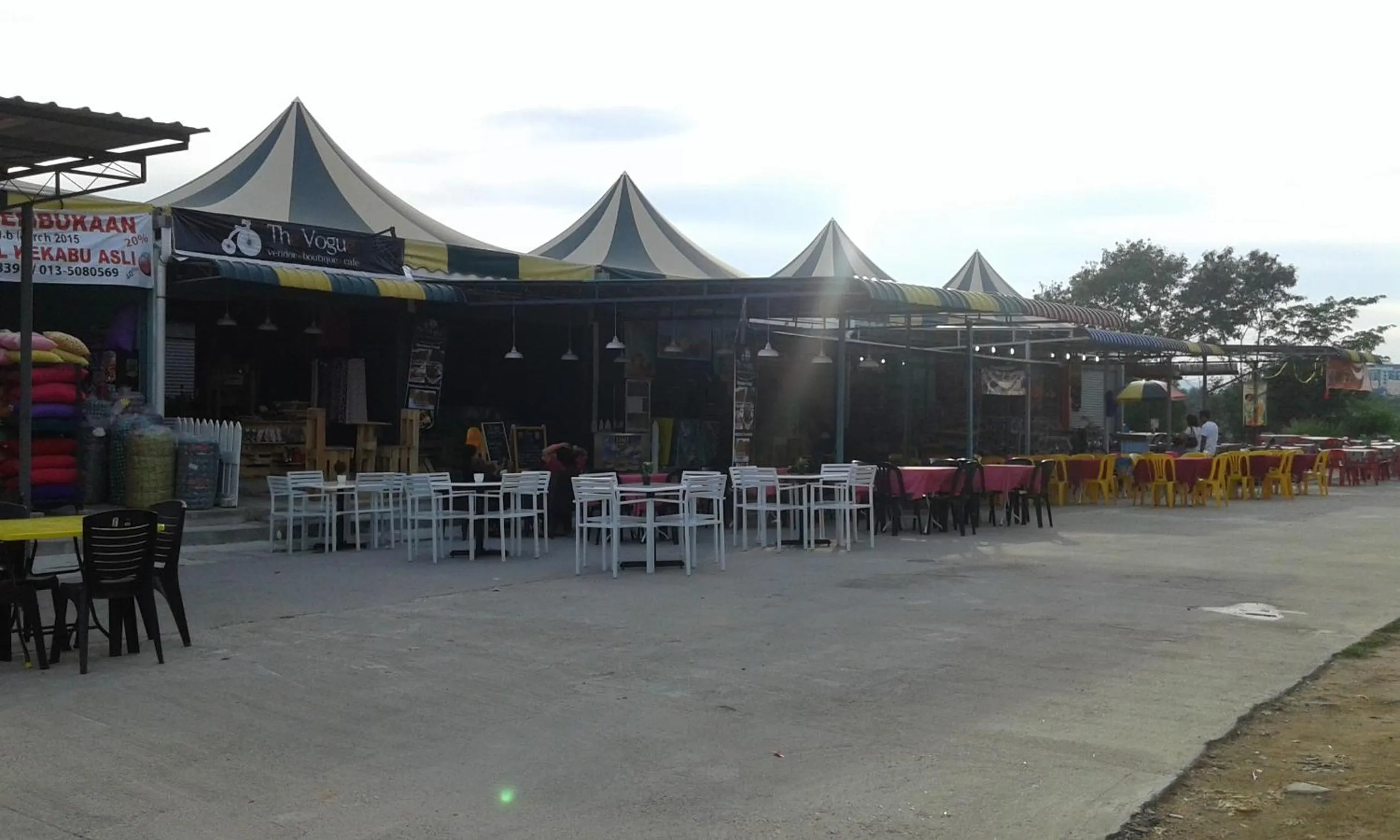 Restaurant/places to eat in Best Seven Inn