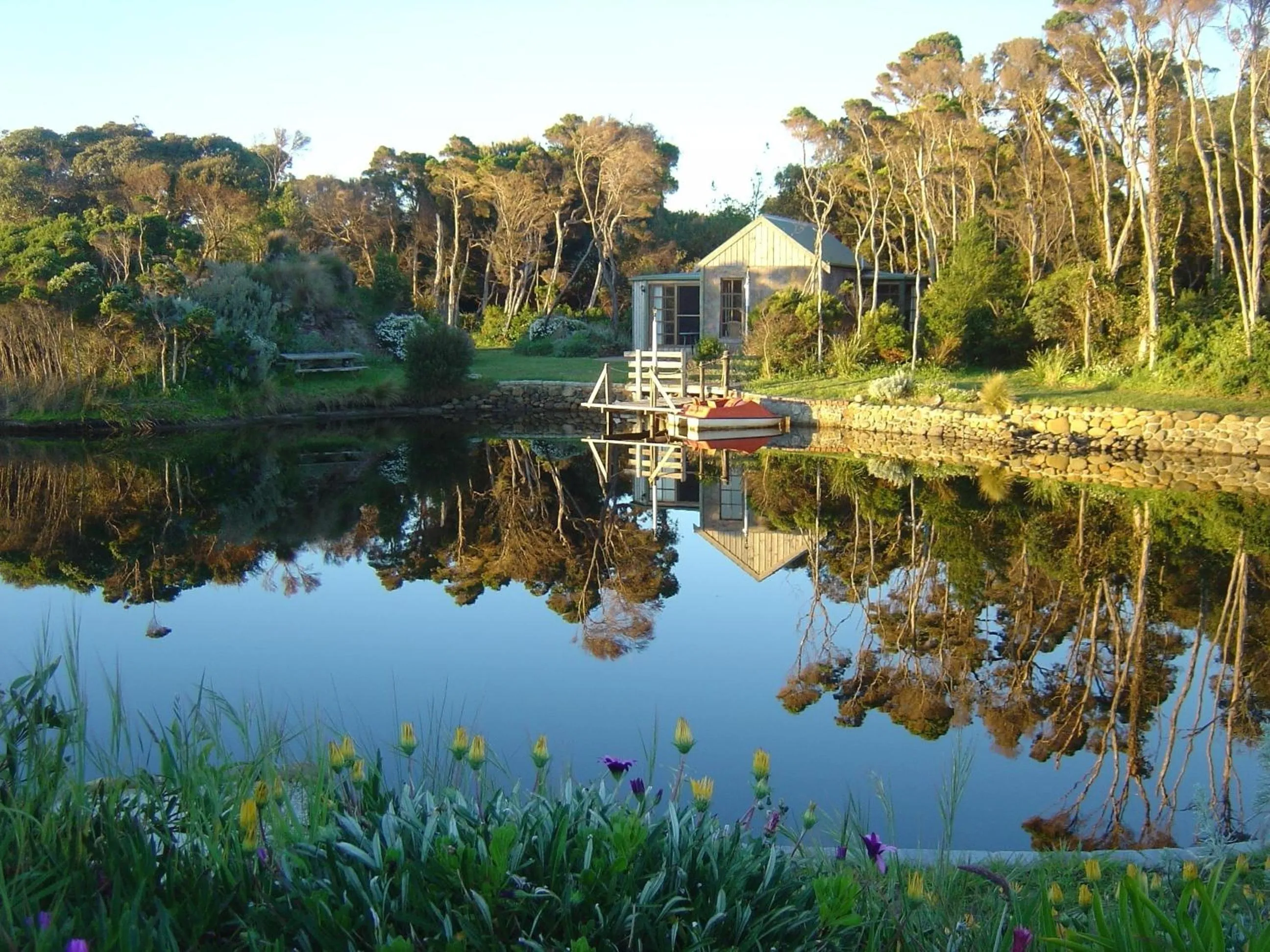 Bird's eye view in Stanley Lakeside Spa Cabins