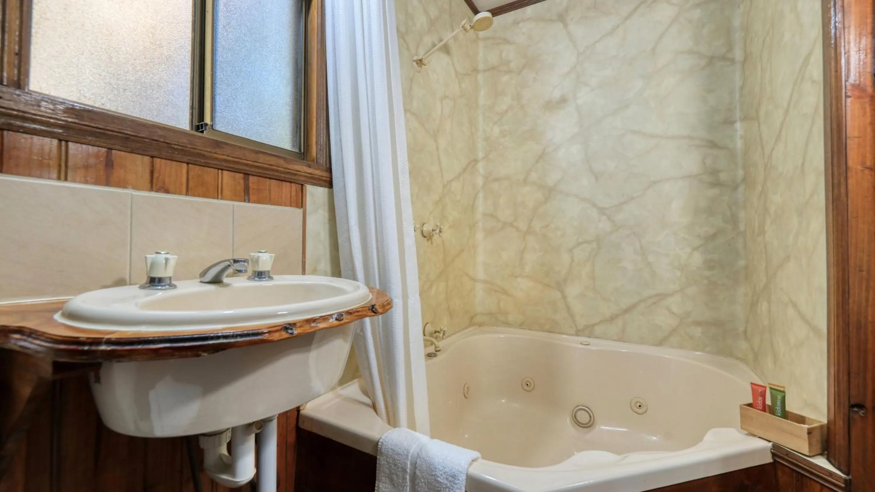 Shower in Crayfish Creek Van & Cabin Park