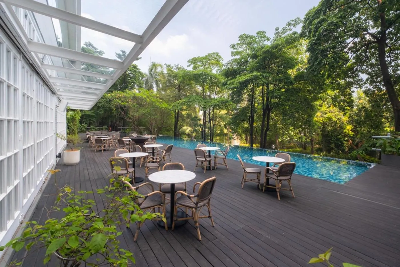 Swimming pool in Veranda Hotel Pakubuwono