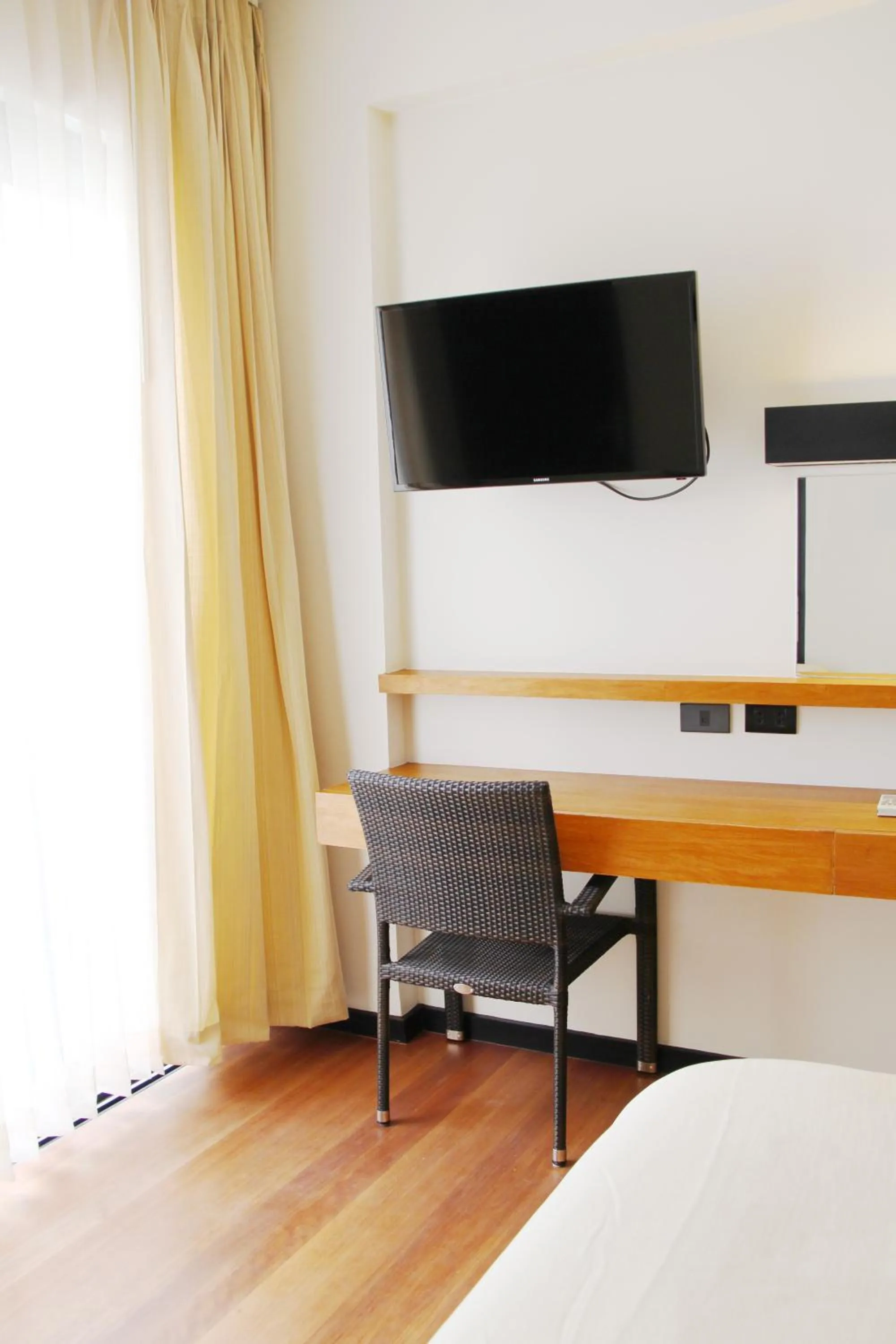 TV and multimedia, Bed in WaterColors Boracay Dive Resort