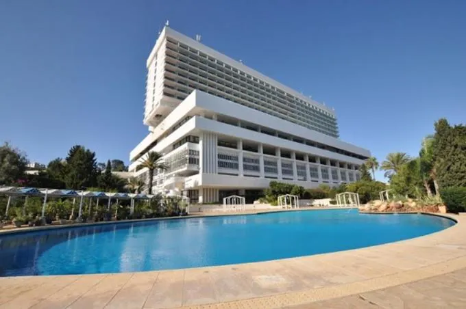 Hotel El Aurassi