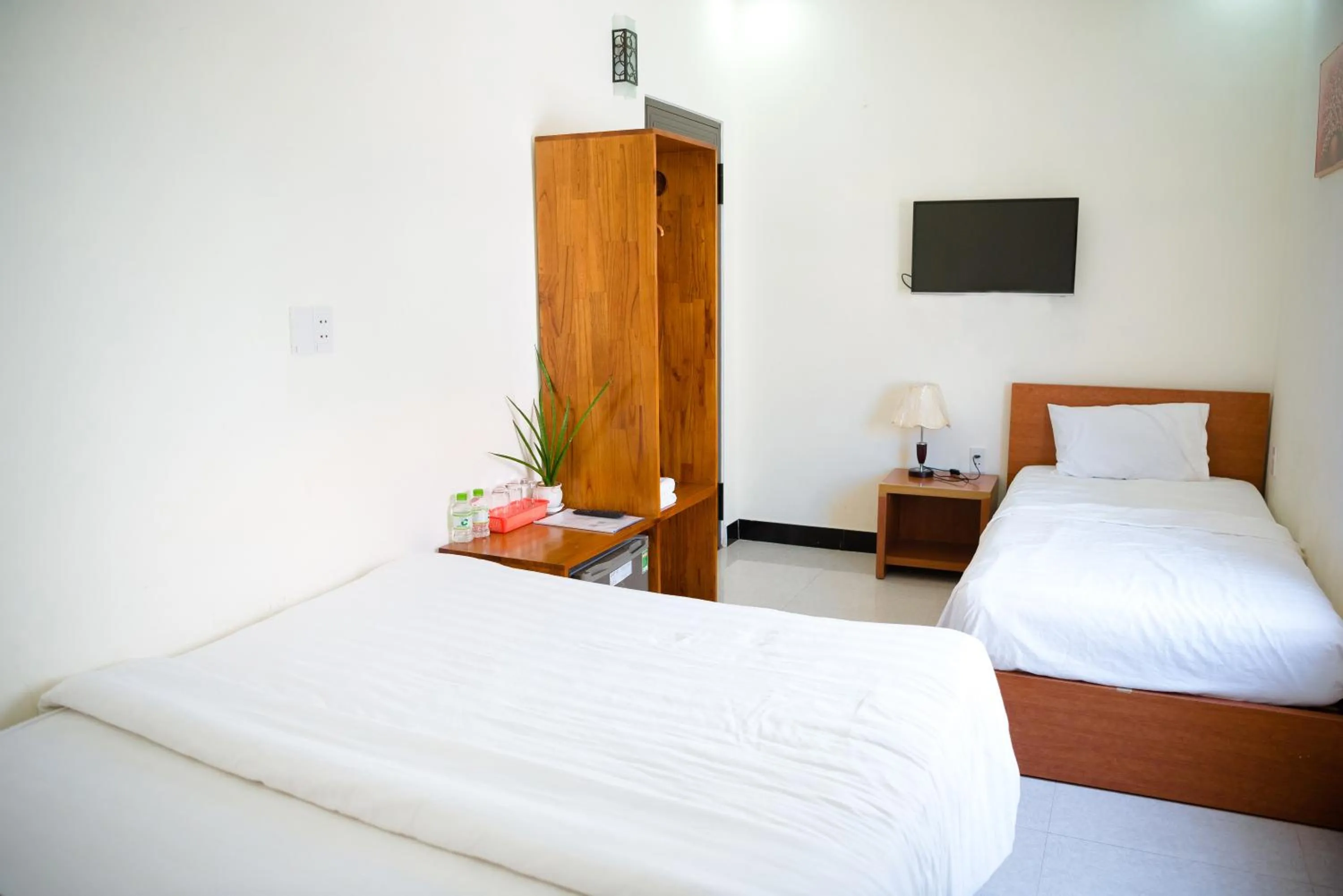 towels, Bed in Gold Stone Hoi An Homestay