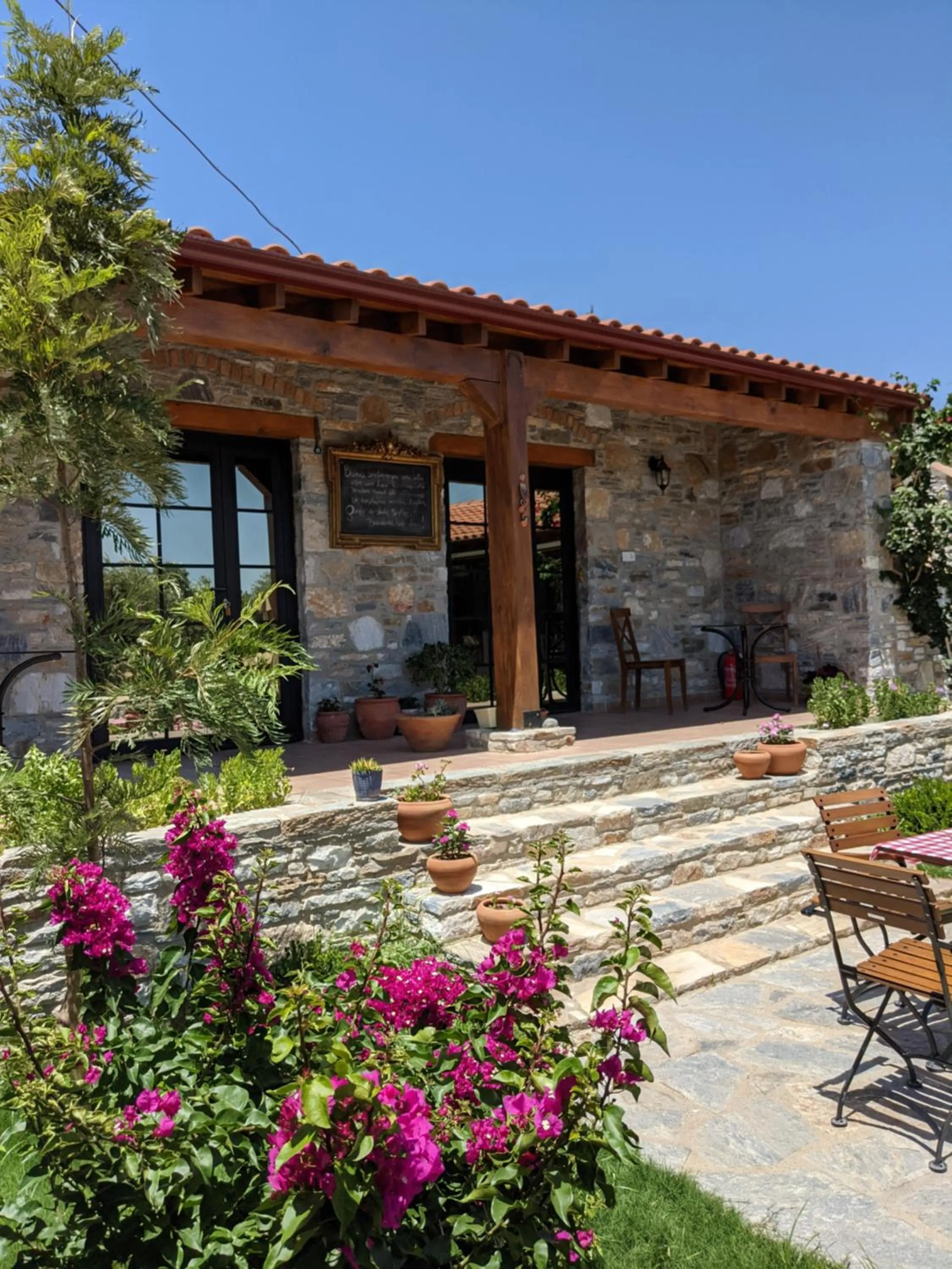 Double Room with Garden View - single occupancy in Bahab Guest House