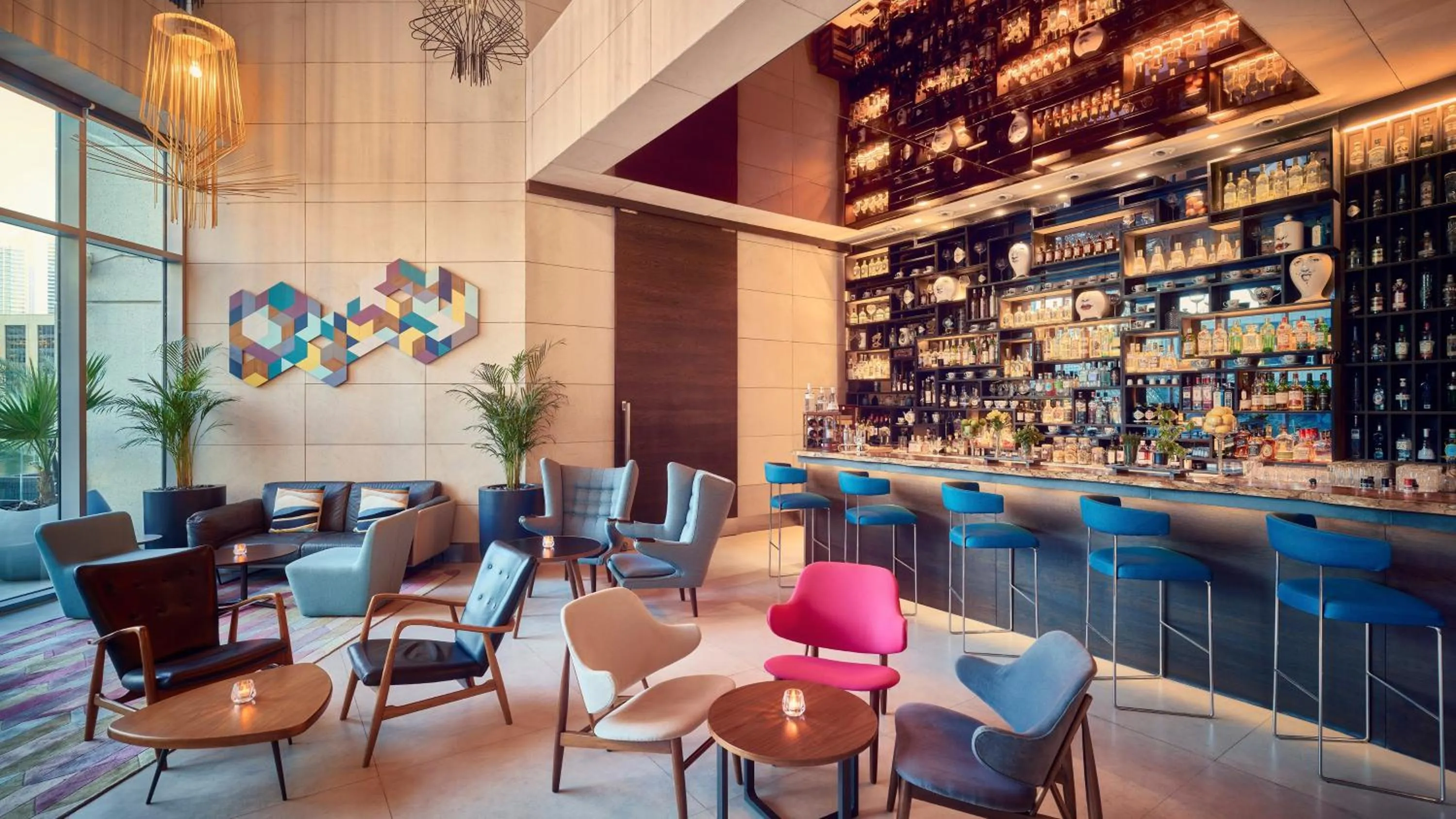 Lounge or bar in InterContinental Dubai Marina by IHG