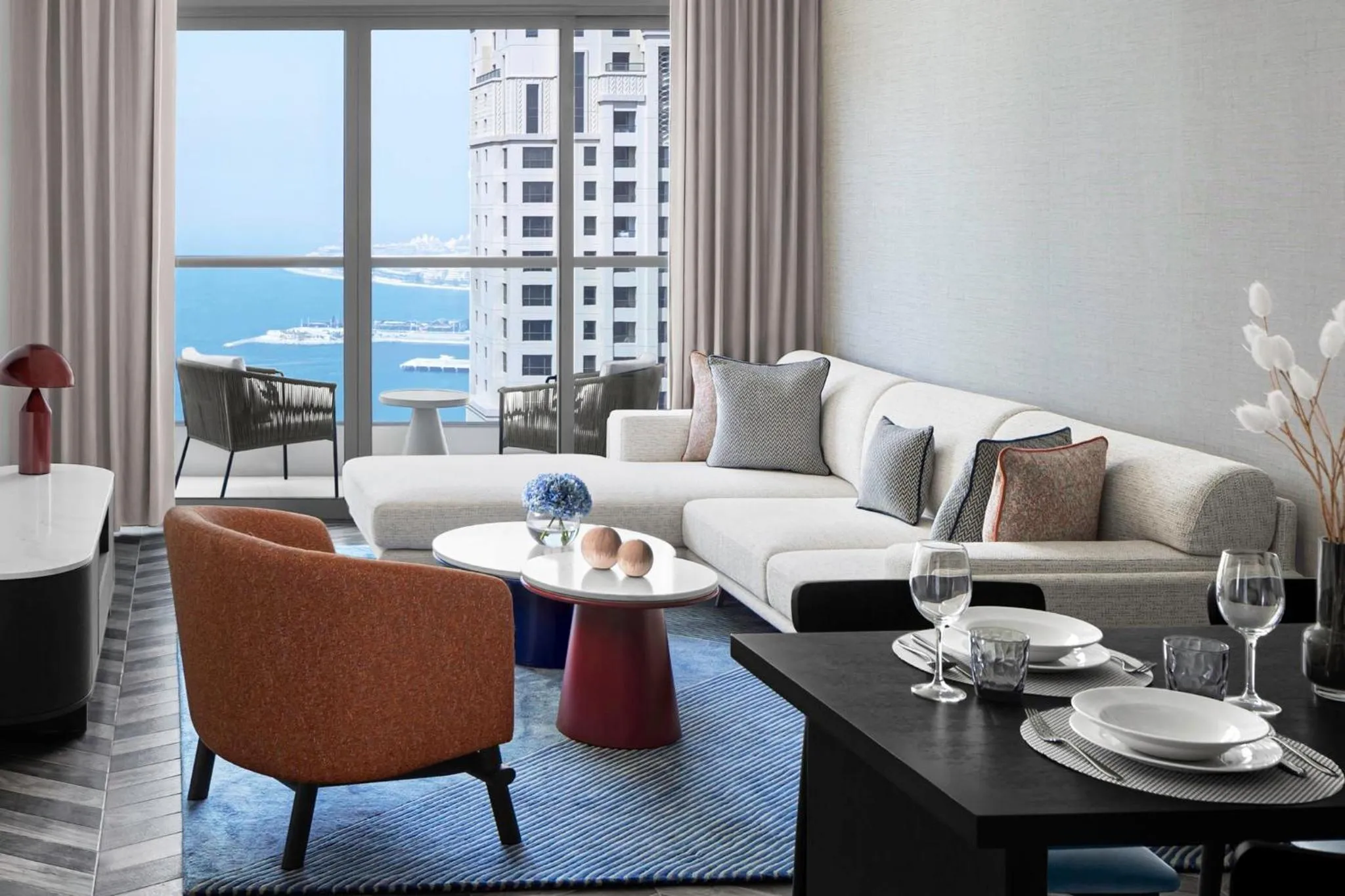 Photo of the whole room in InterContinental Dubai Marina by IHG