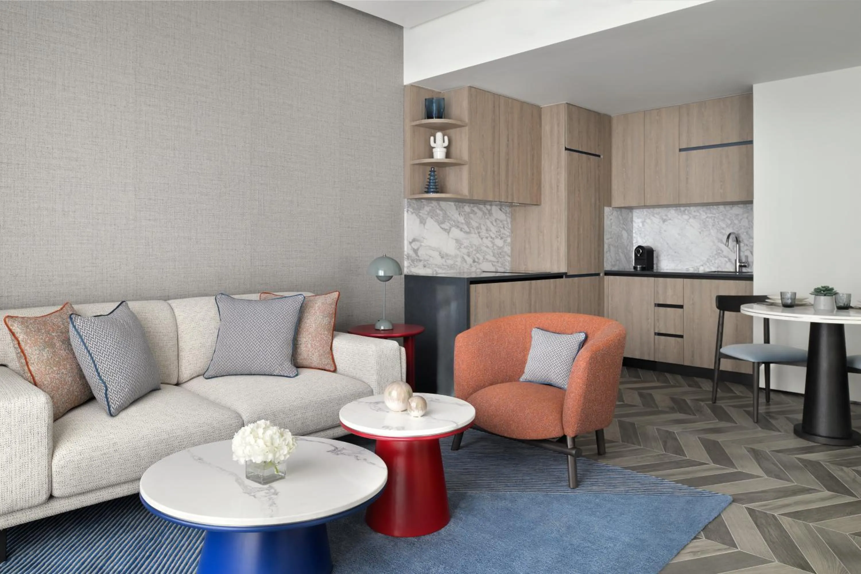 Living room in InterContinental Dubai Marina by IHG