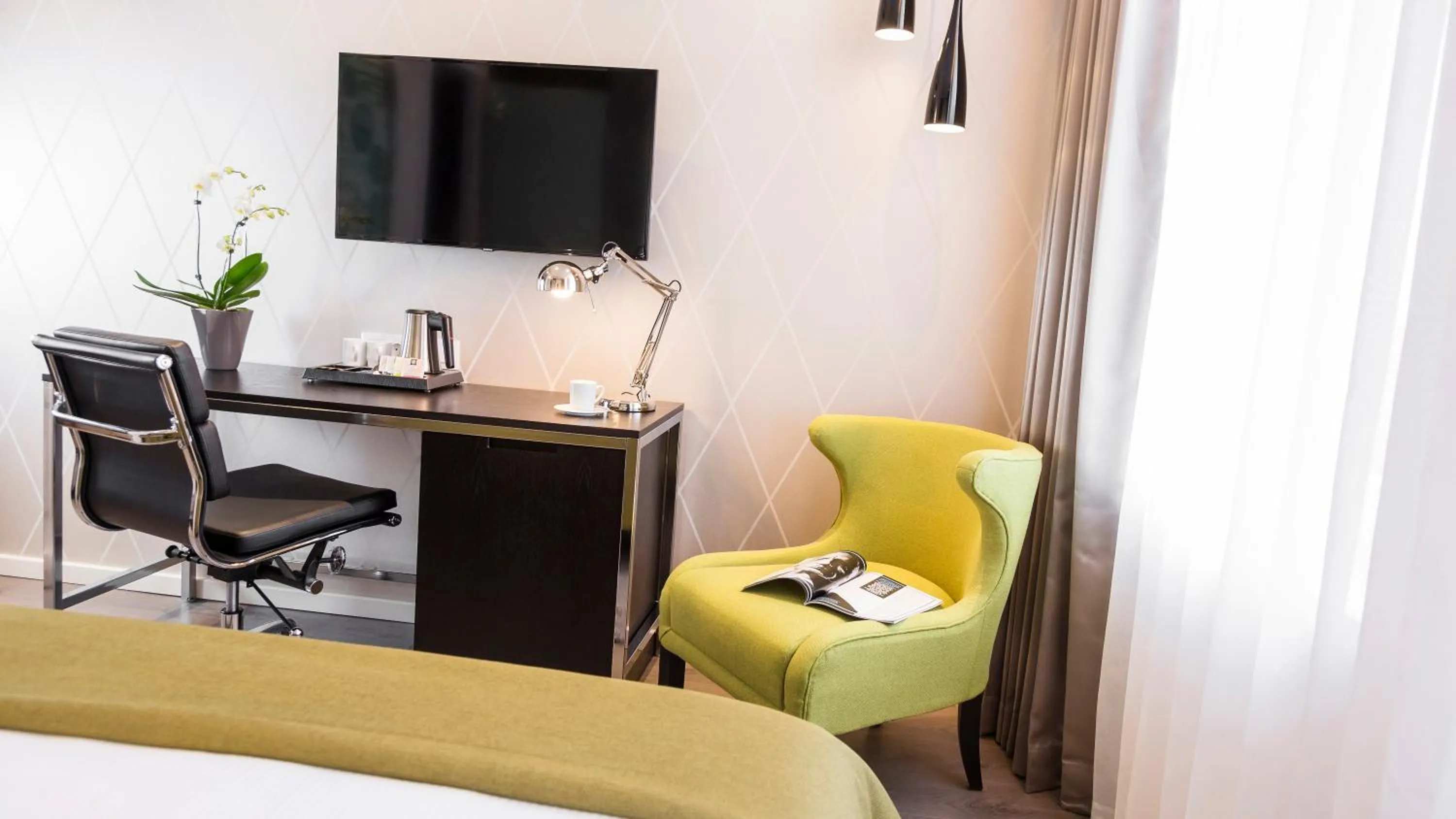 Photo of the whole room in Holiday Inn Dresden - Am Zwinger by IHG