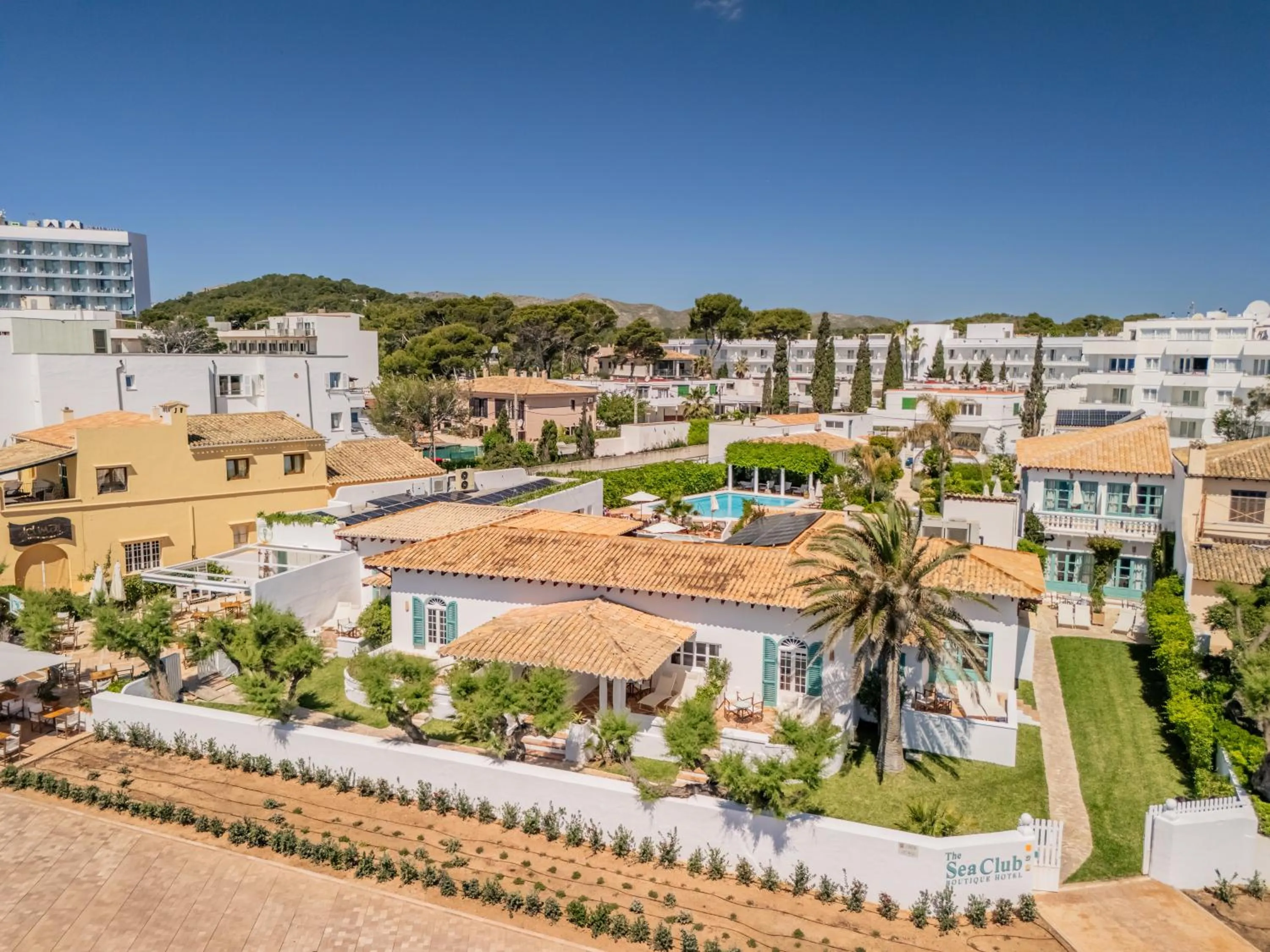 Property building in The Sea Club