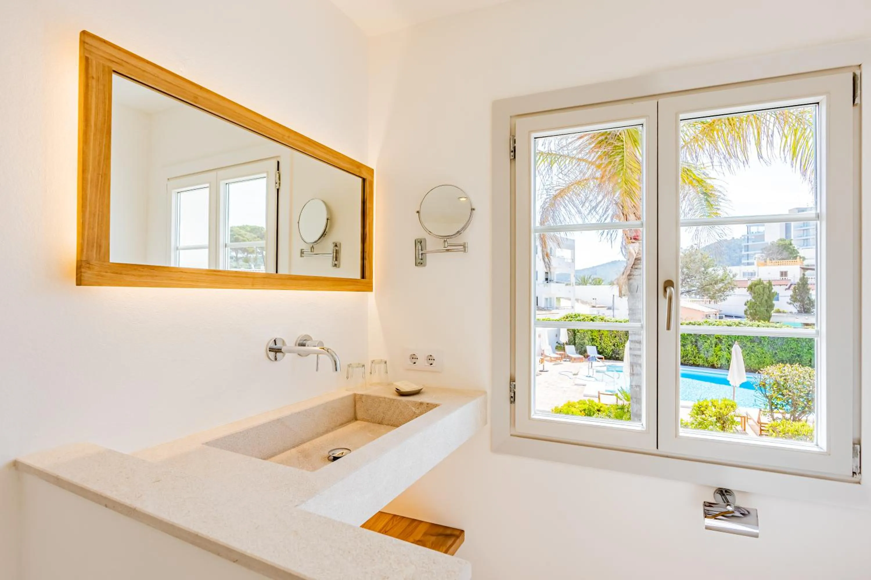 Bathroom in The Sea Club