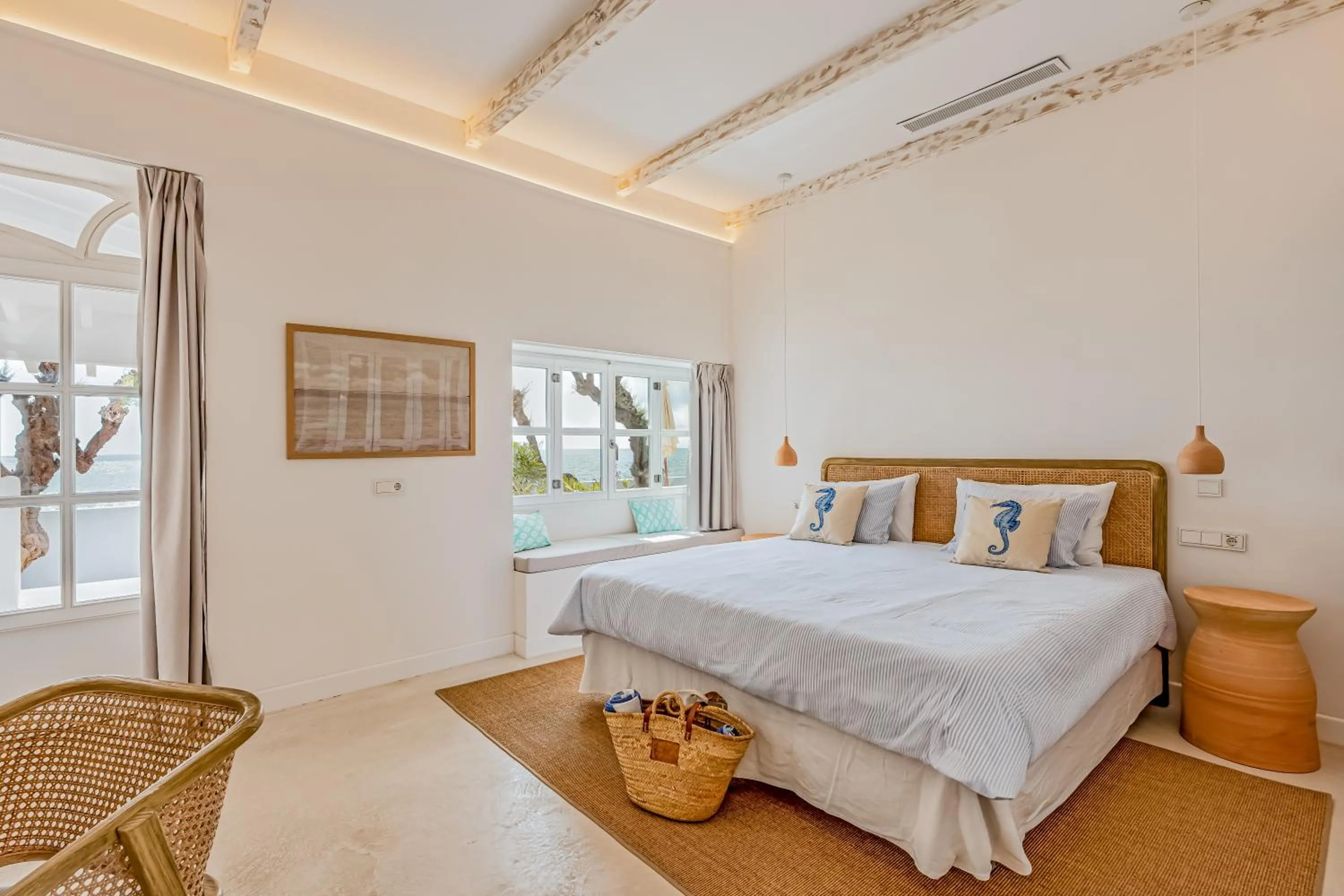 Photo of the whole room, Bed in The Sea Club