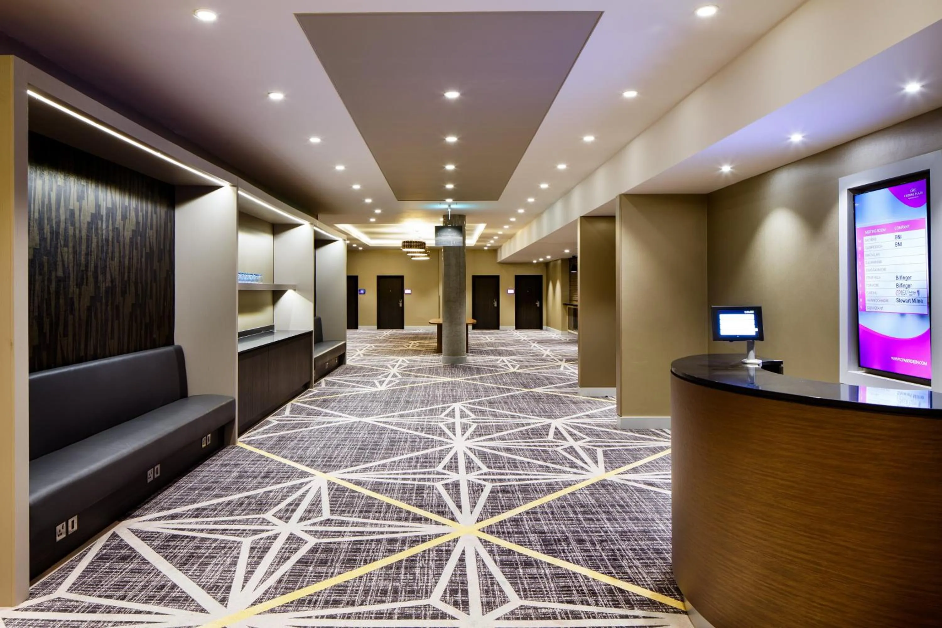 Meeting/conference room in Crowne Plaza Aberdeen Airport by IHG