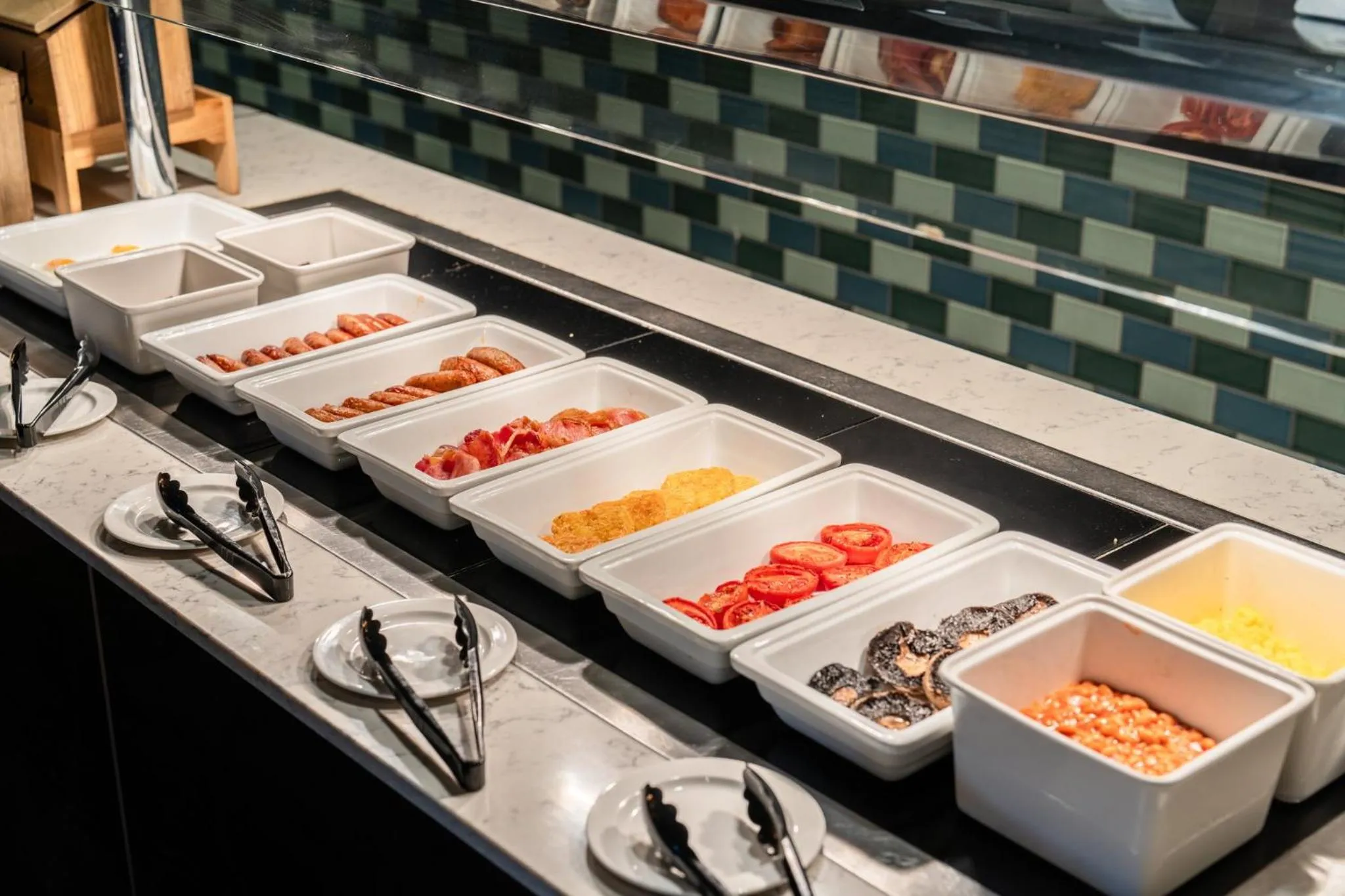 Breakfast in Crowne Plaza Aberdeen Airport by IHG