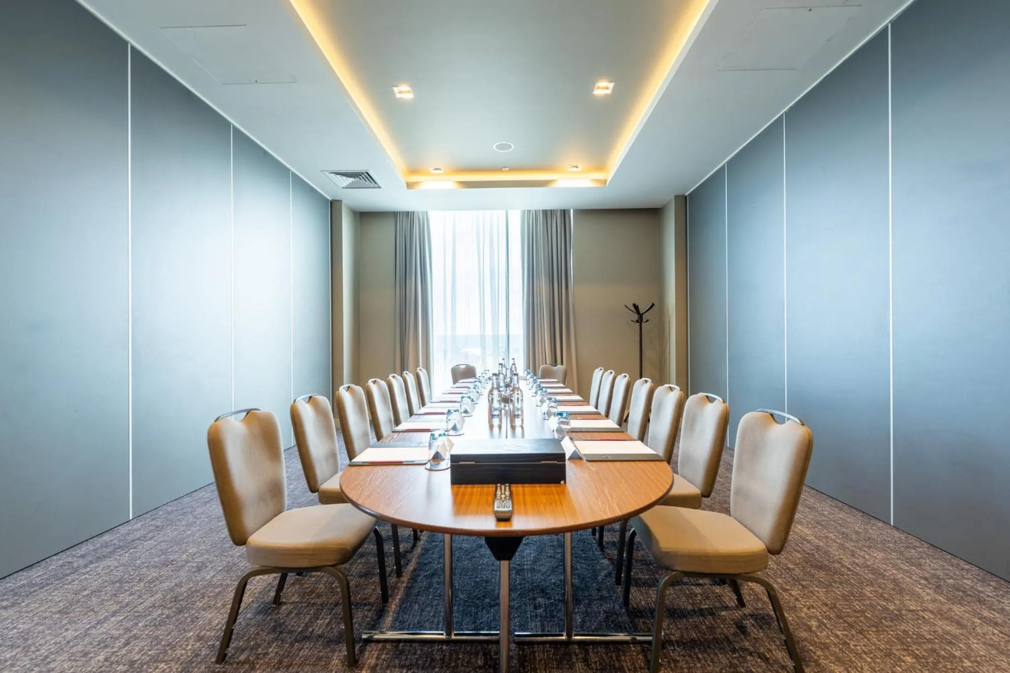 Meeting/conference room in Crowne Plaza Aberdeen Airport by IHG