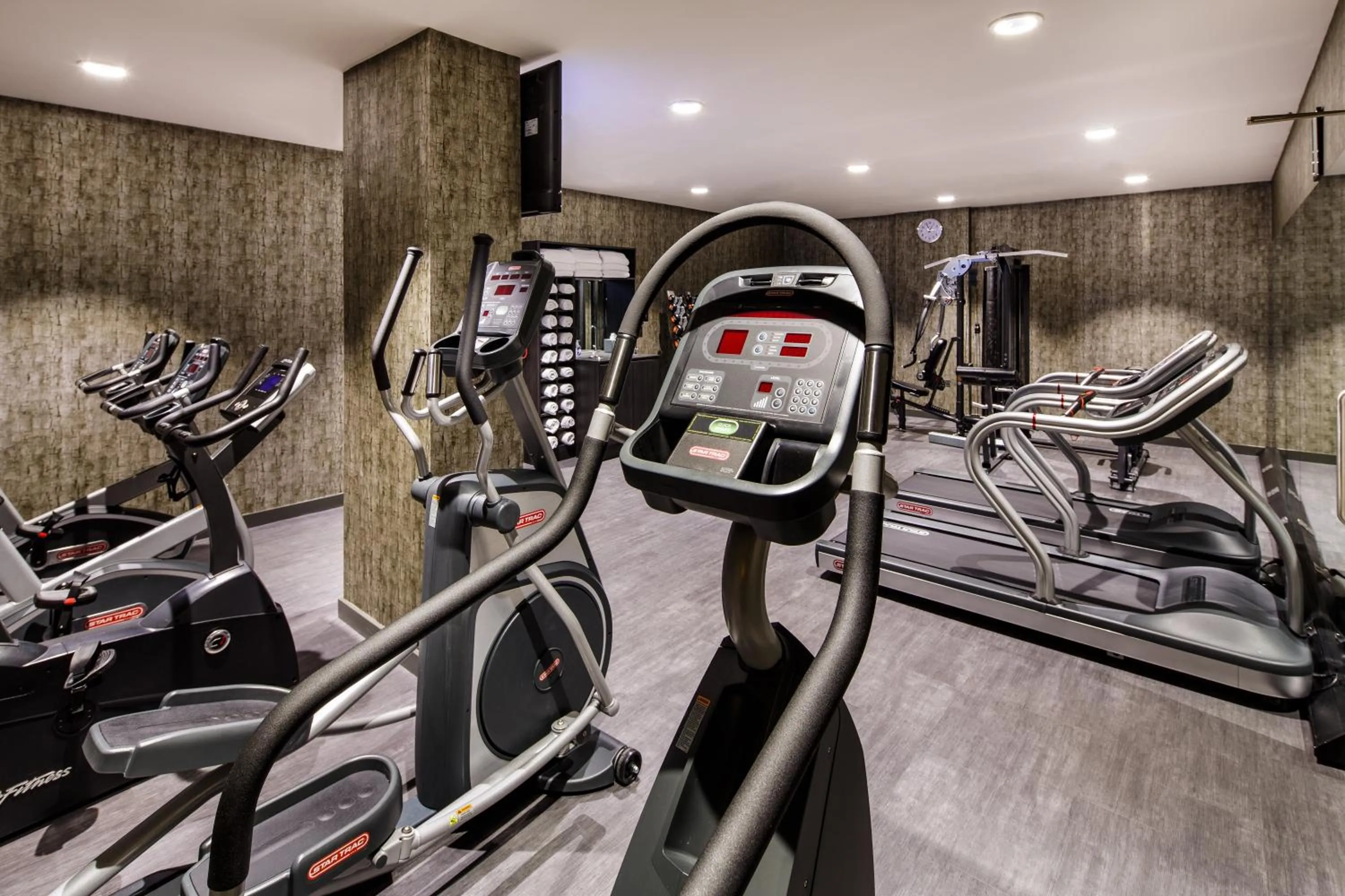 Fitness centre/facilities in Crowne Plaza Aberdeen Airport by IHG