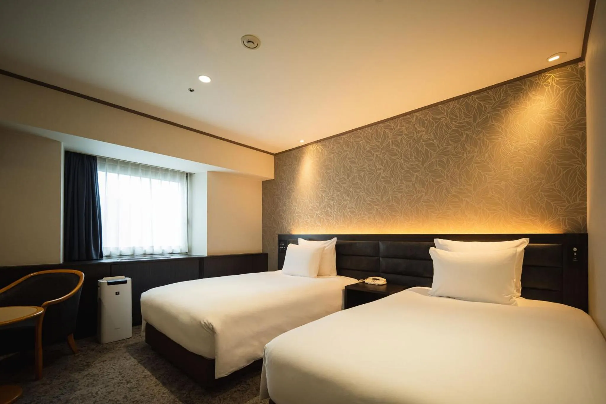 Photo of the whole room, Bed in ANA Crowne Plaza Matsuyama by IHG