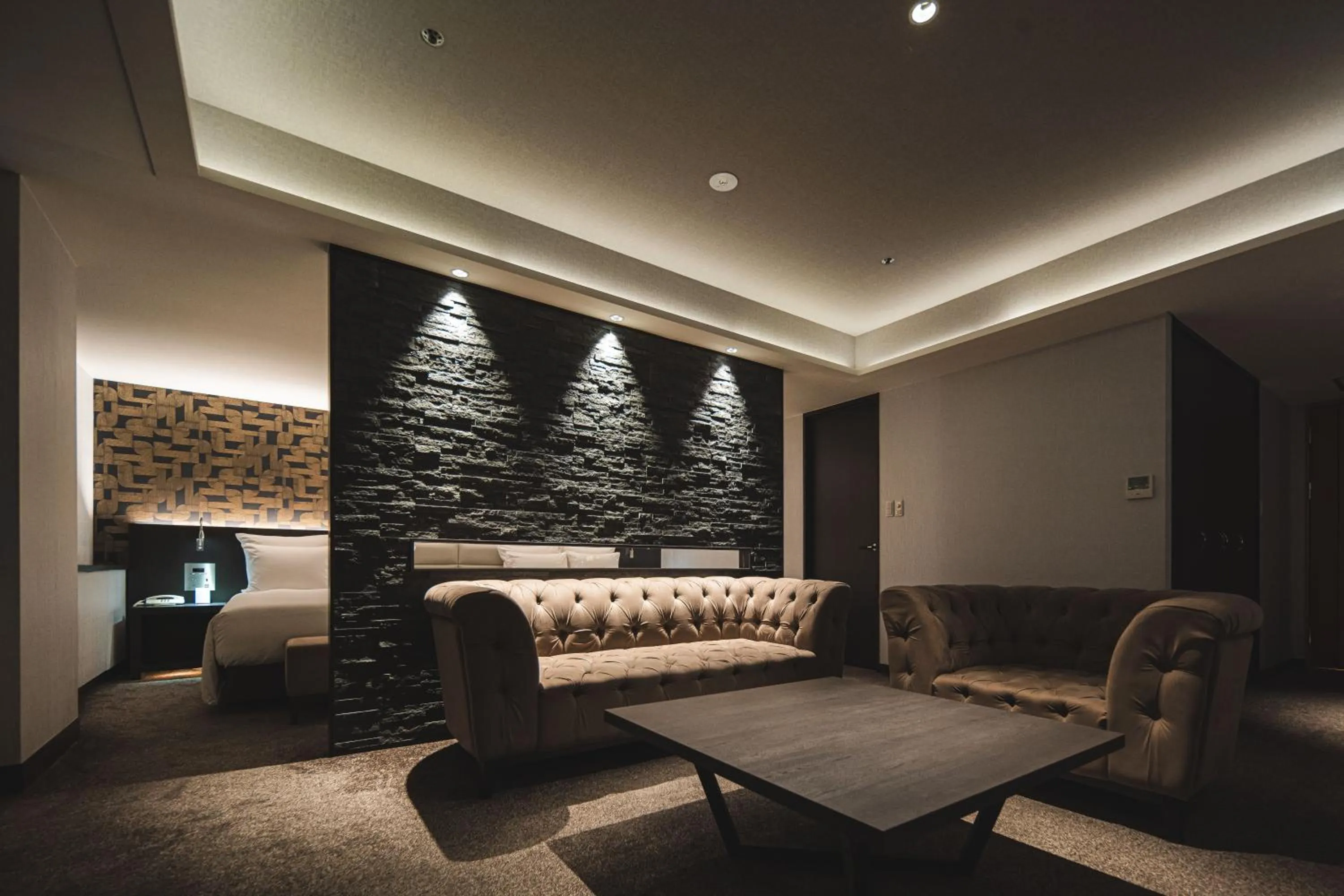 Photo of the whole room in ANA Crowne Plaza Matsuyama by IHG