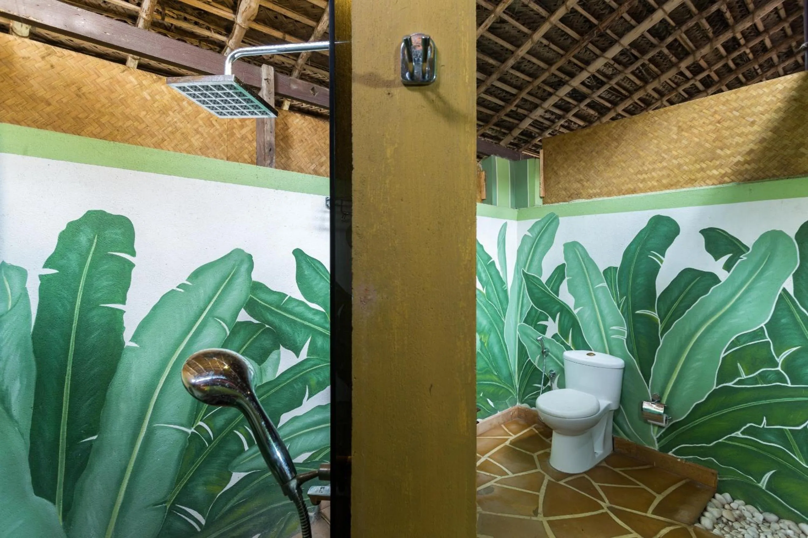 Day in Azure Tides Marari