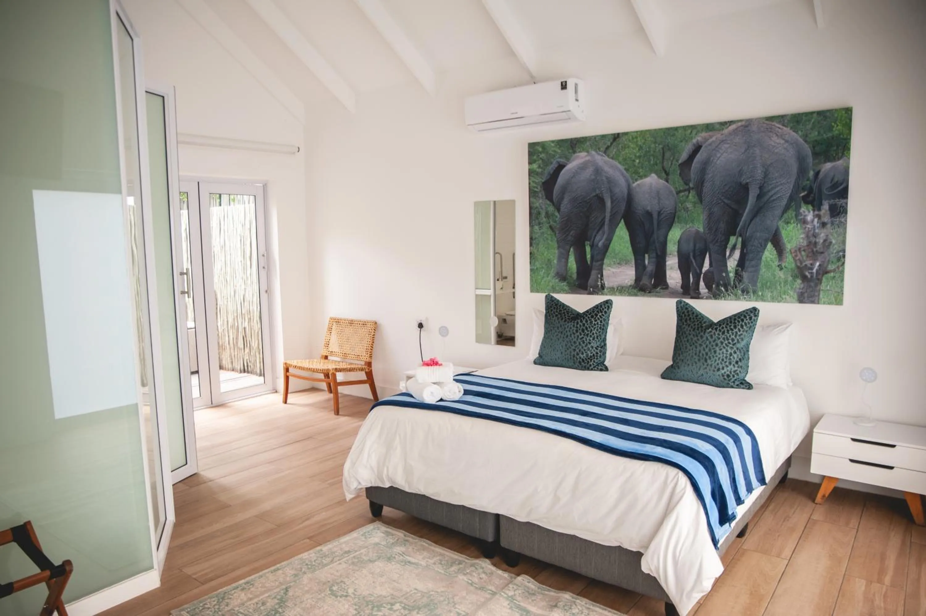 Bedroom, Bed in theLAB Franschhoek