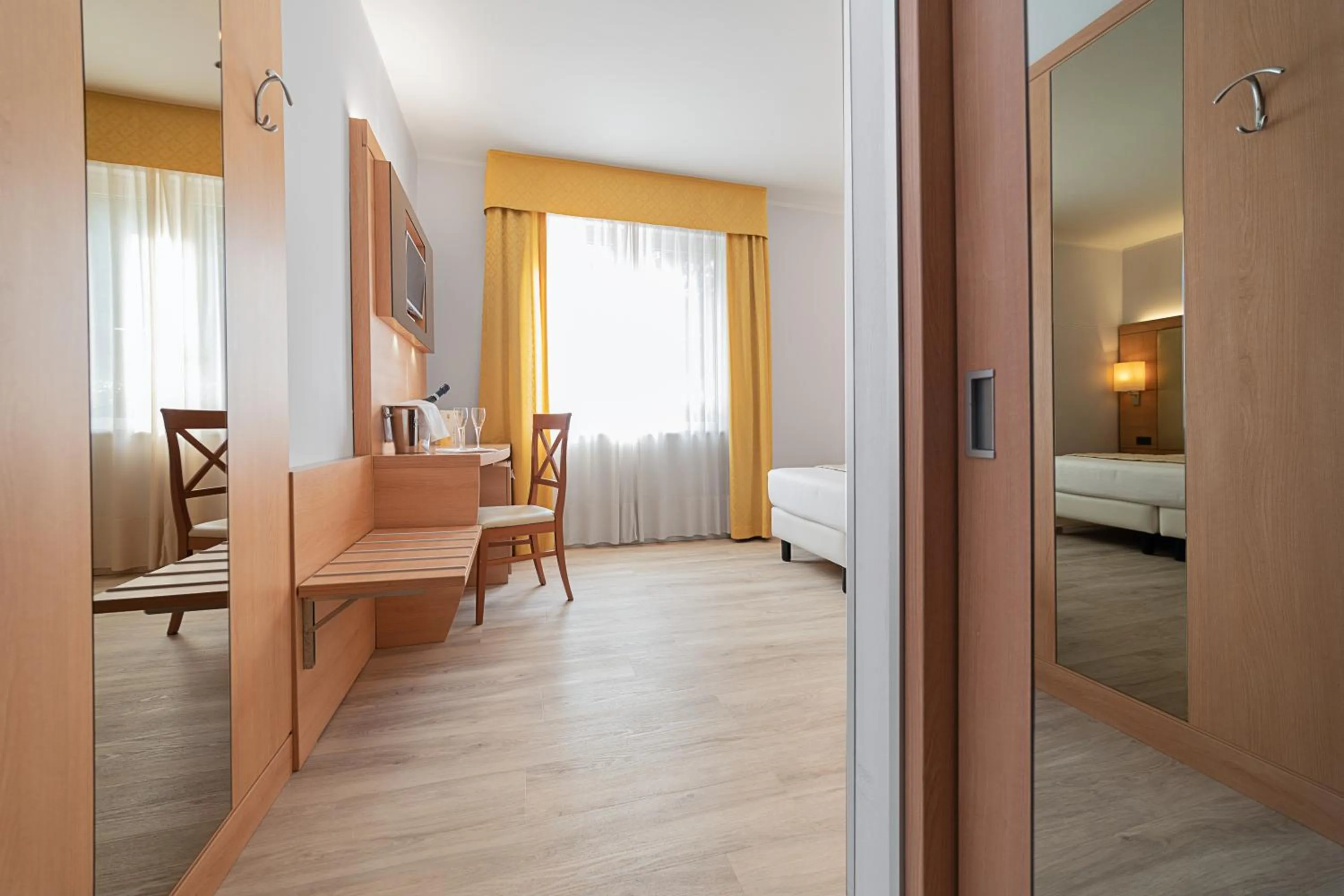 Bed in Hotel GARDENIA & Villa CHARME Adults Friendly 4Star service