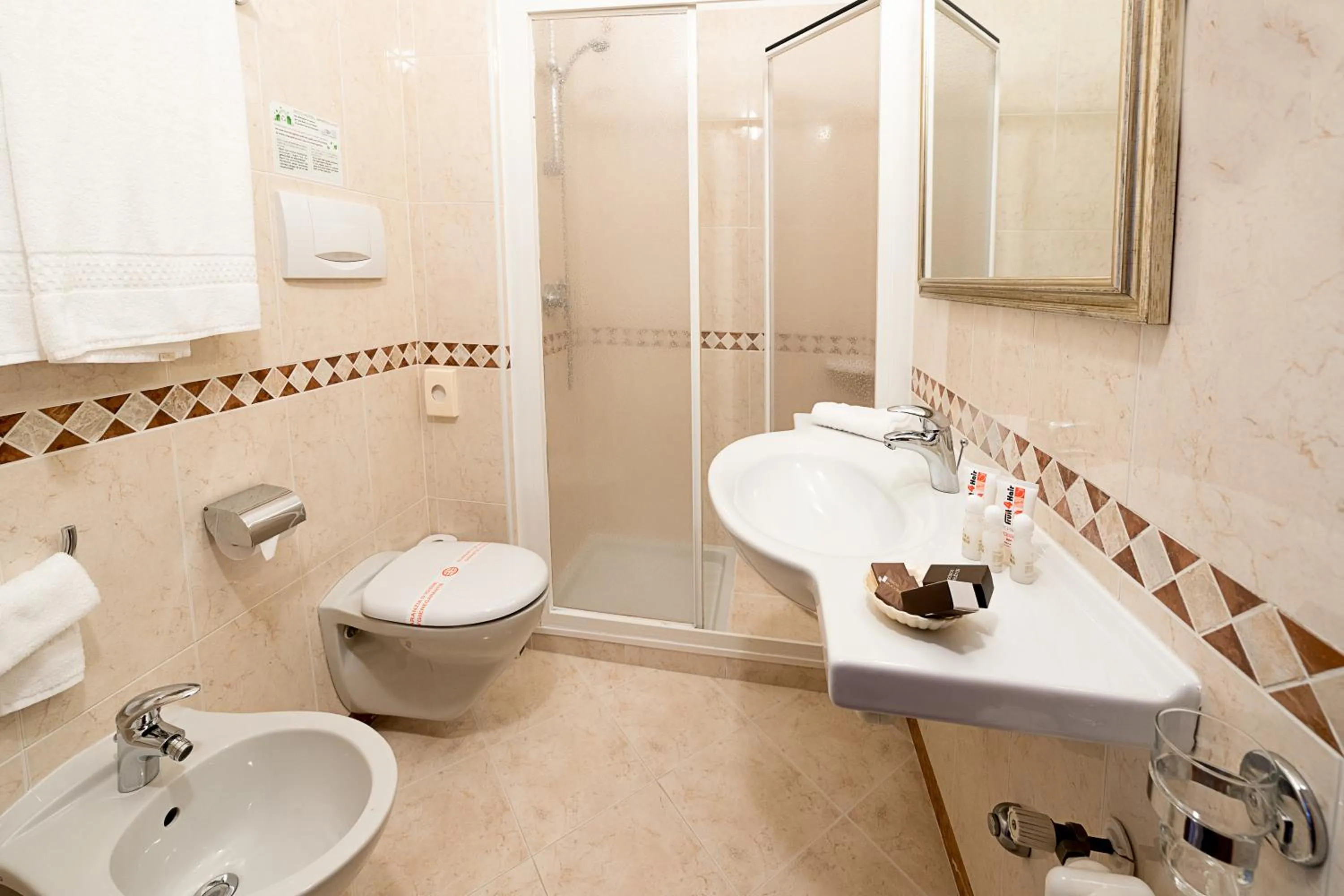 Hotel GARDENIA & Villa CHARME Adults Friendly 4Star service