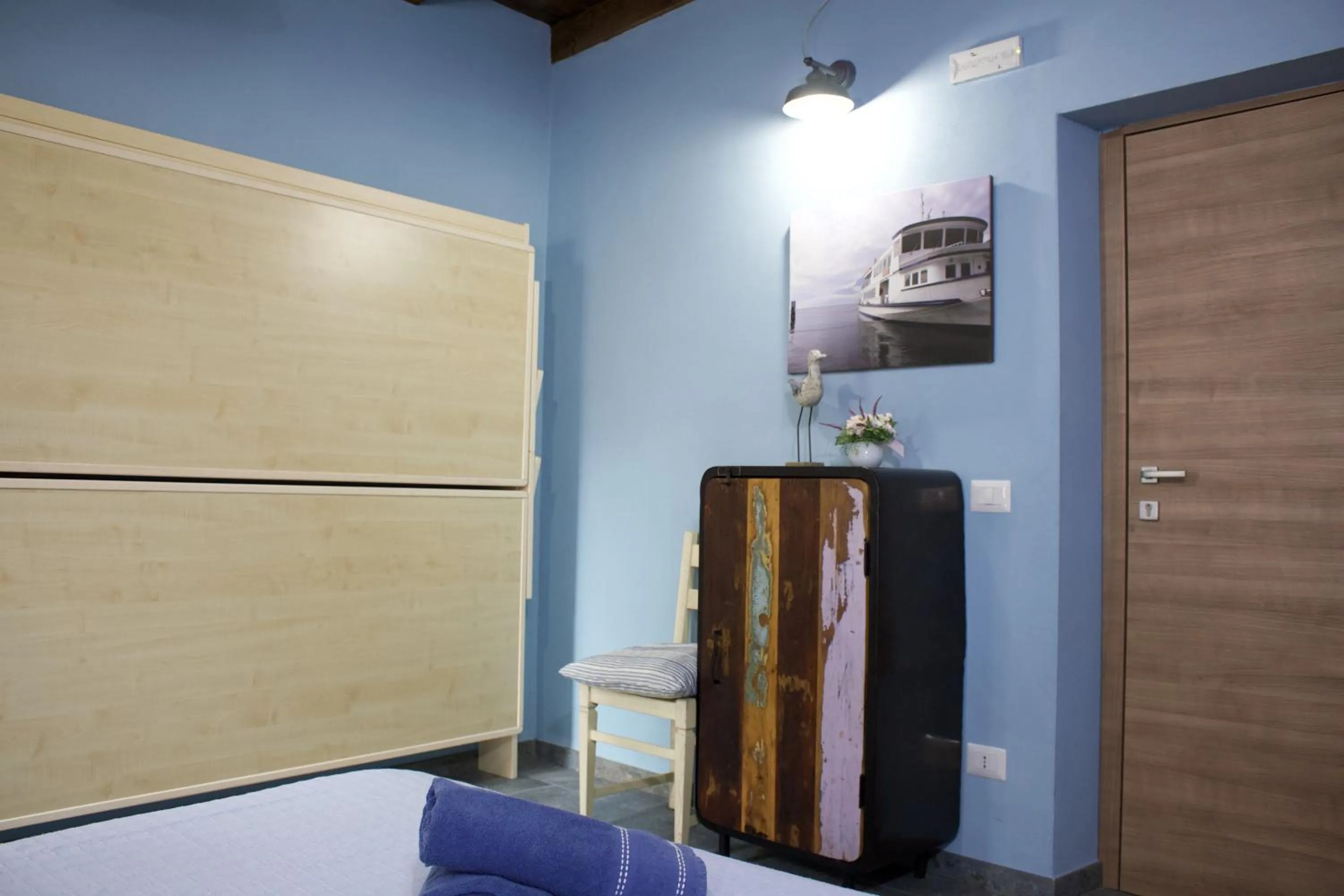 Photo of the whole room in La Casa Sul Sasso