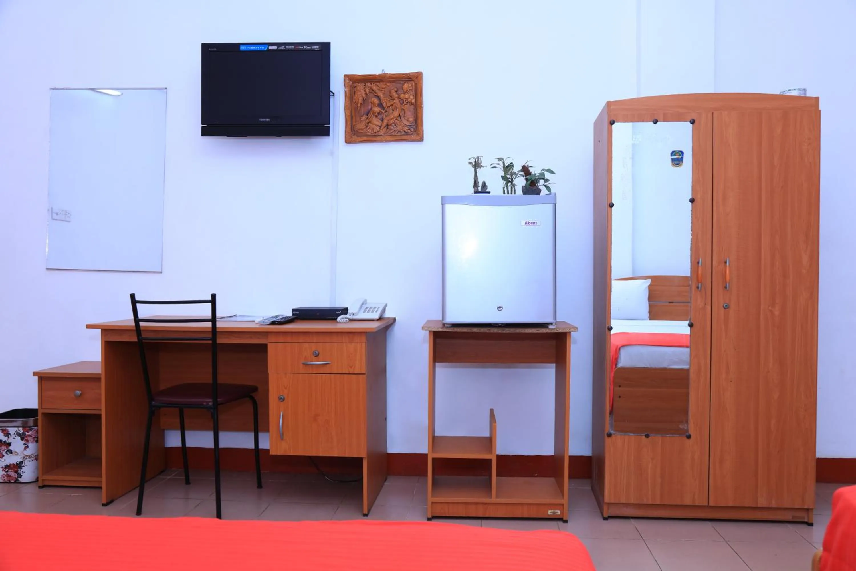 Photo of the whole room in Hotel Nelly Vavuniya