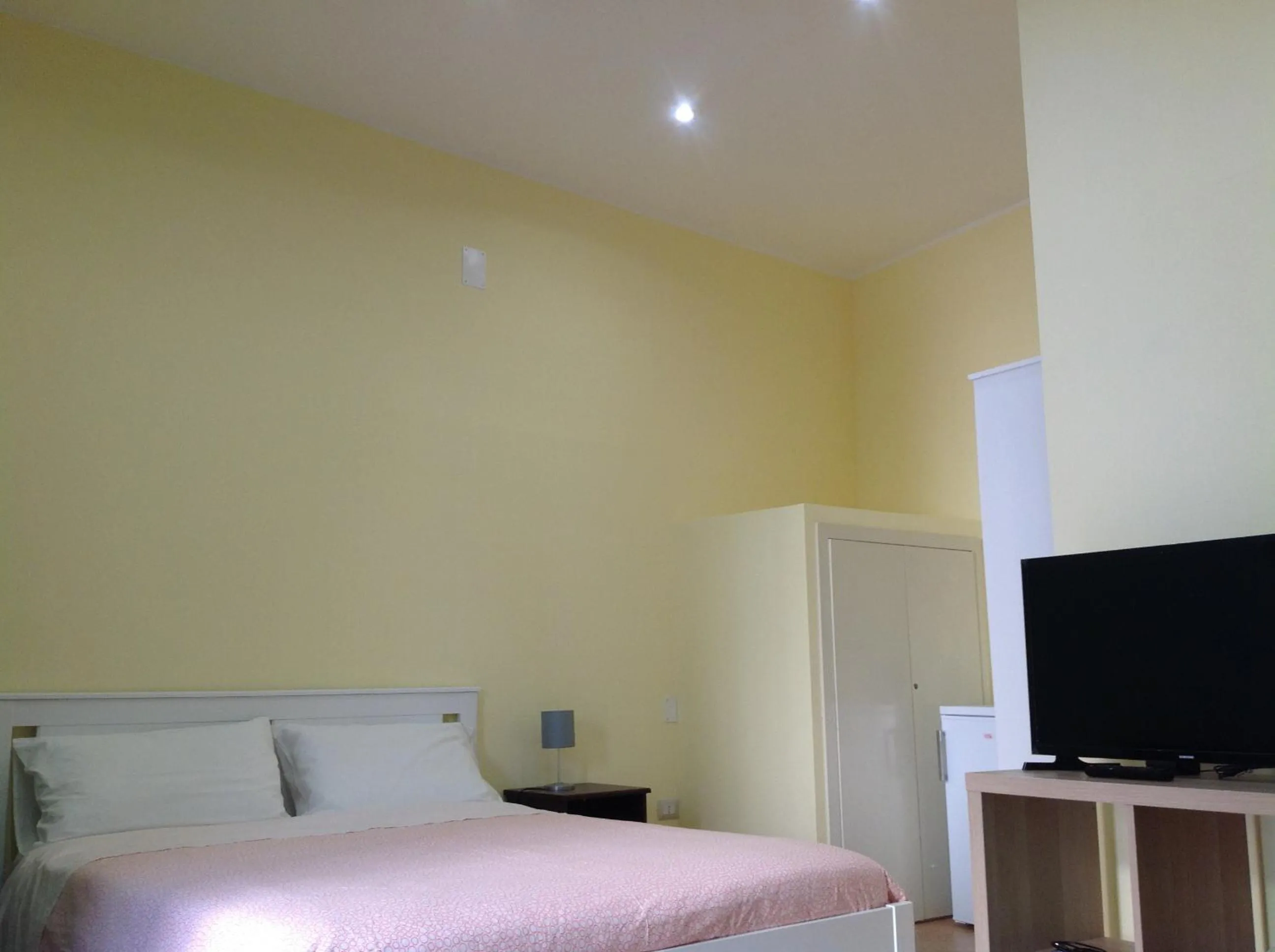 Photo of the whole room, Bed in Terrazze Bella Epoque