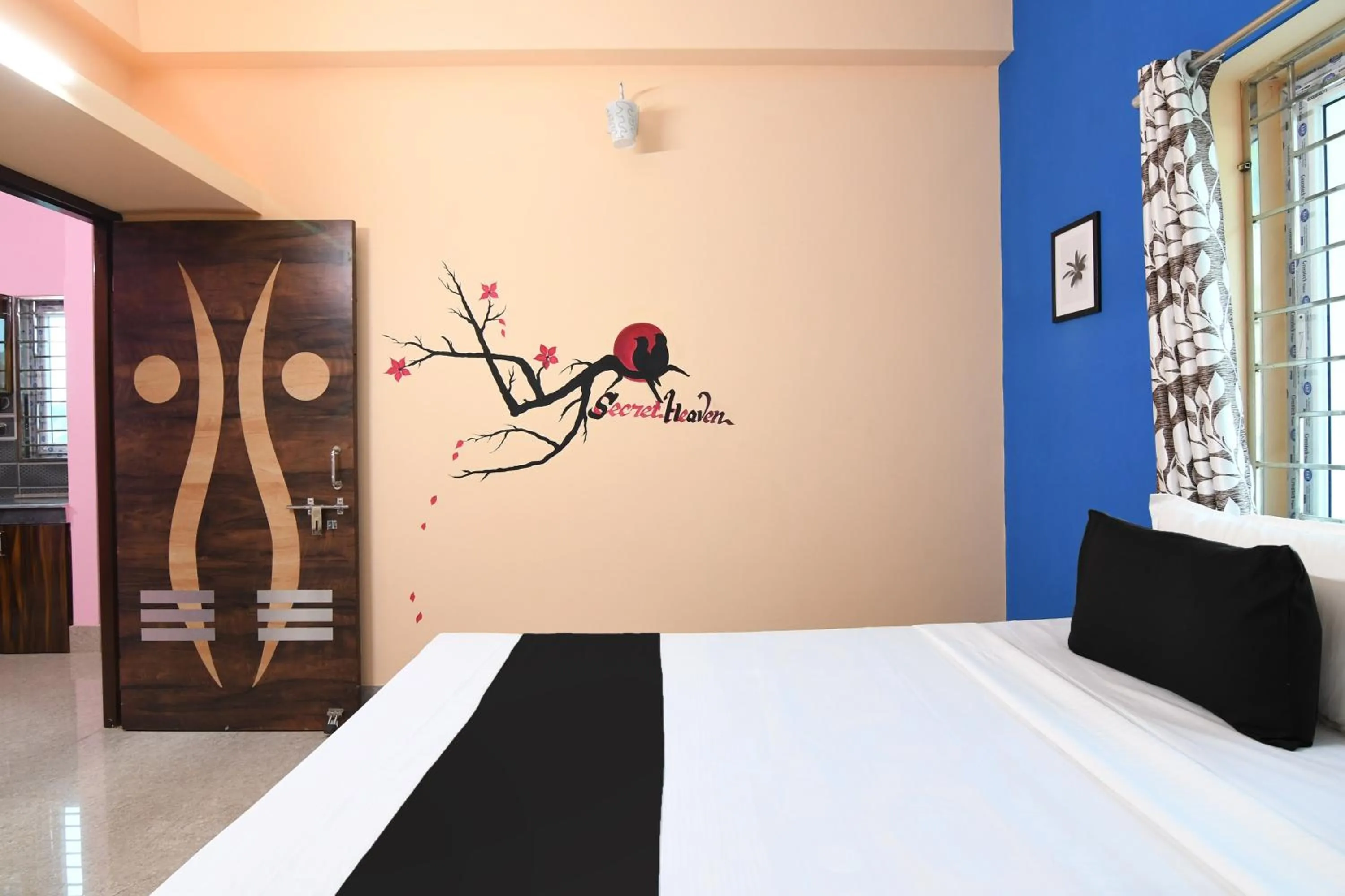 Bedroom, Bed in Hotel O Secret Heaven