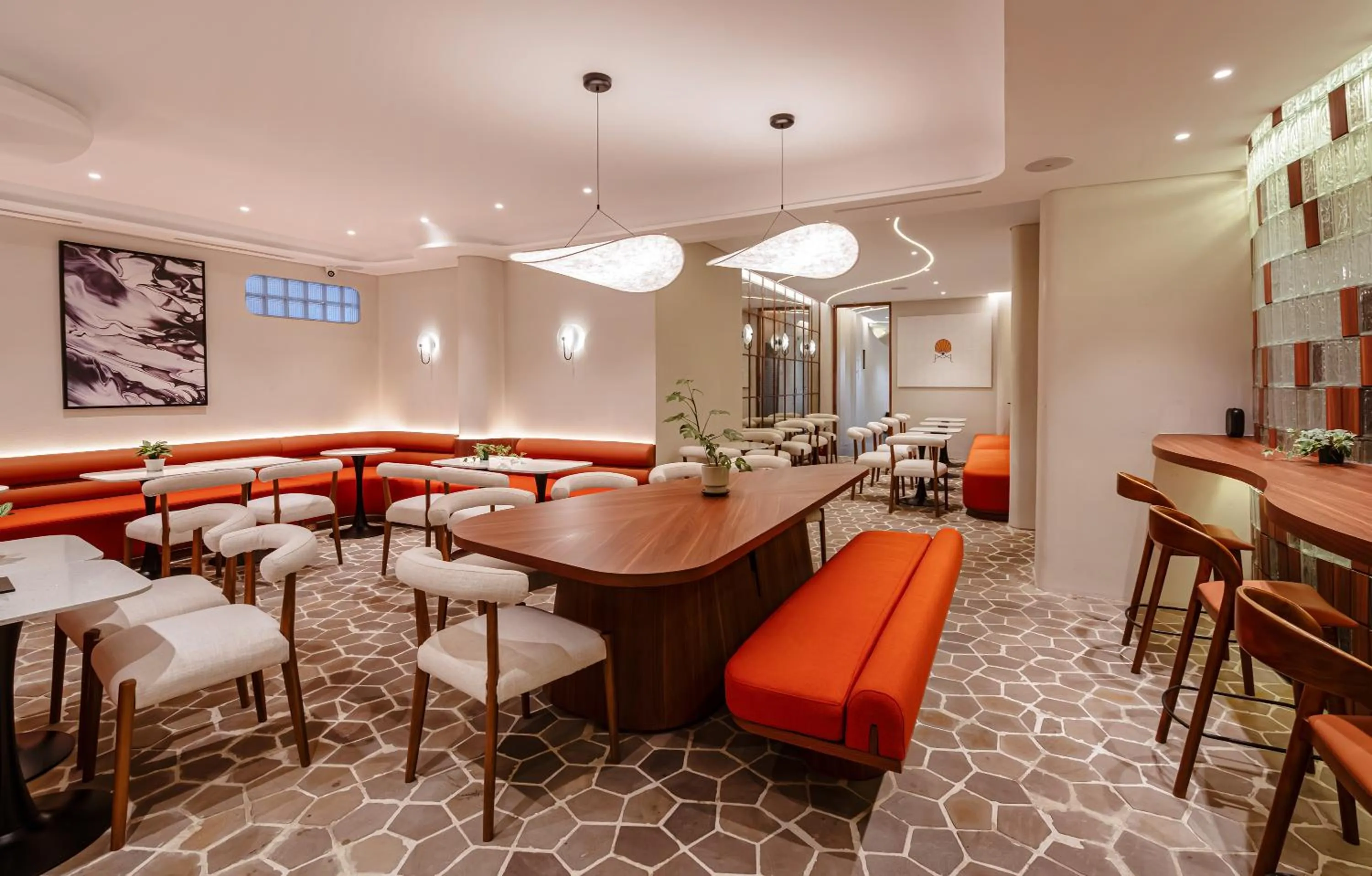 Lounge or bar in Metrolux City Contemporary Hotel