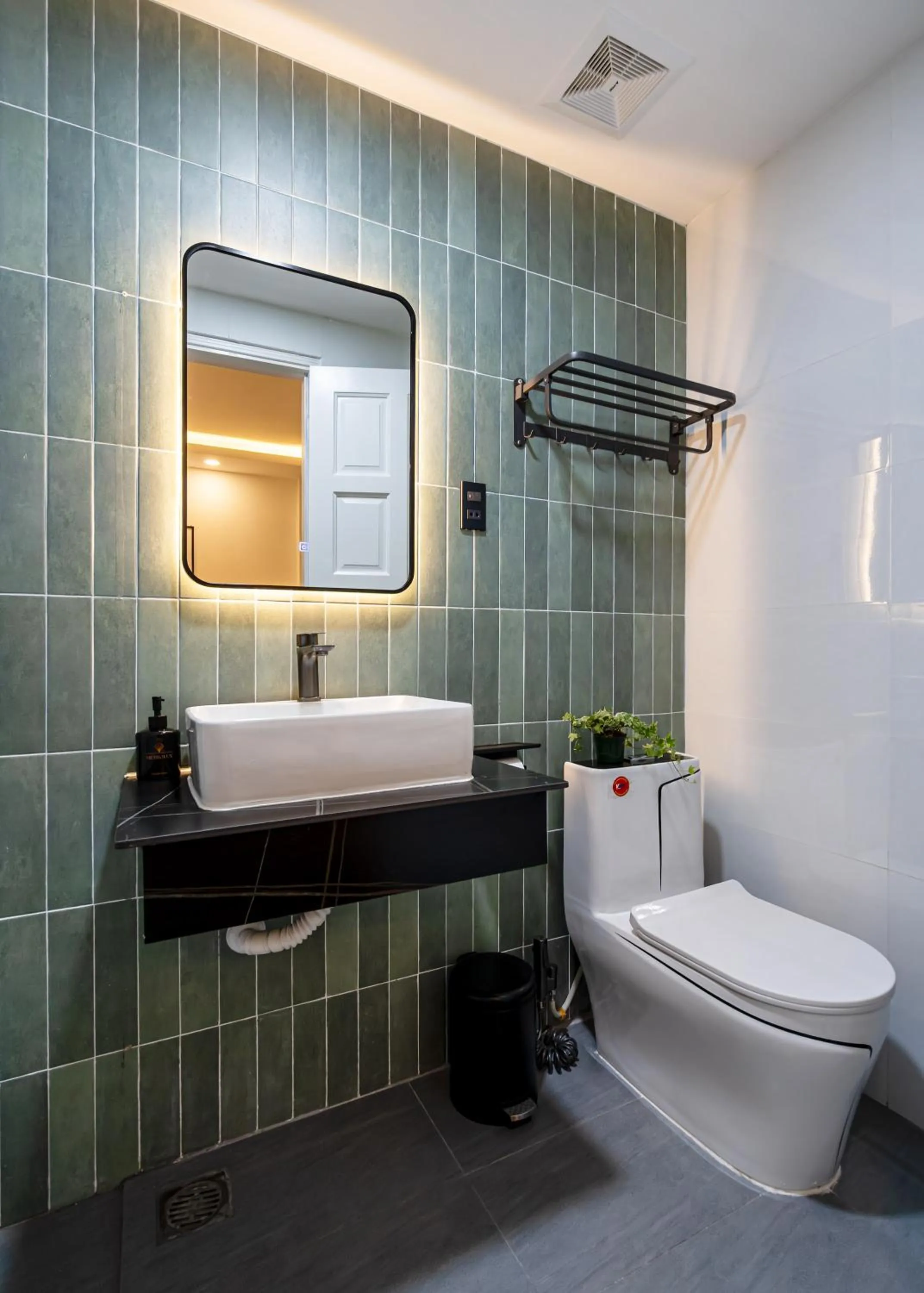 Bathroom in Metrolux City Contemporary Hotel