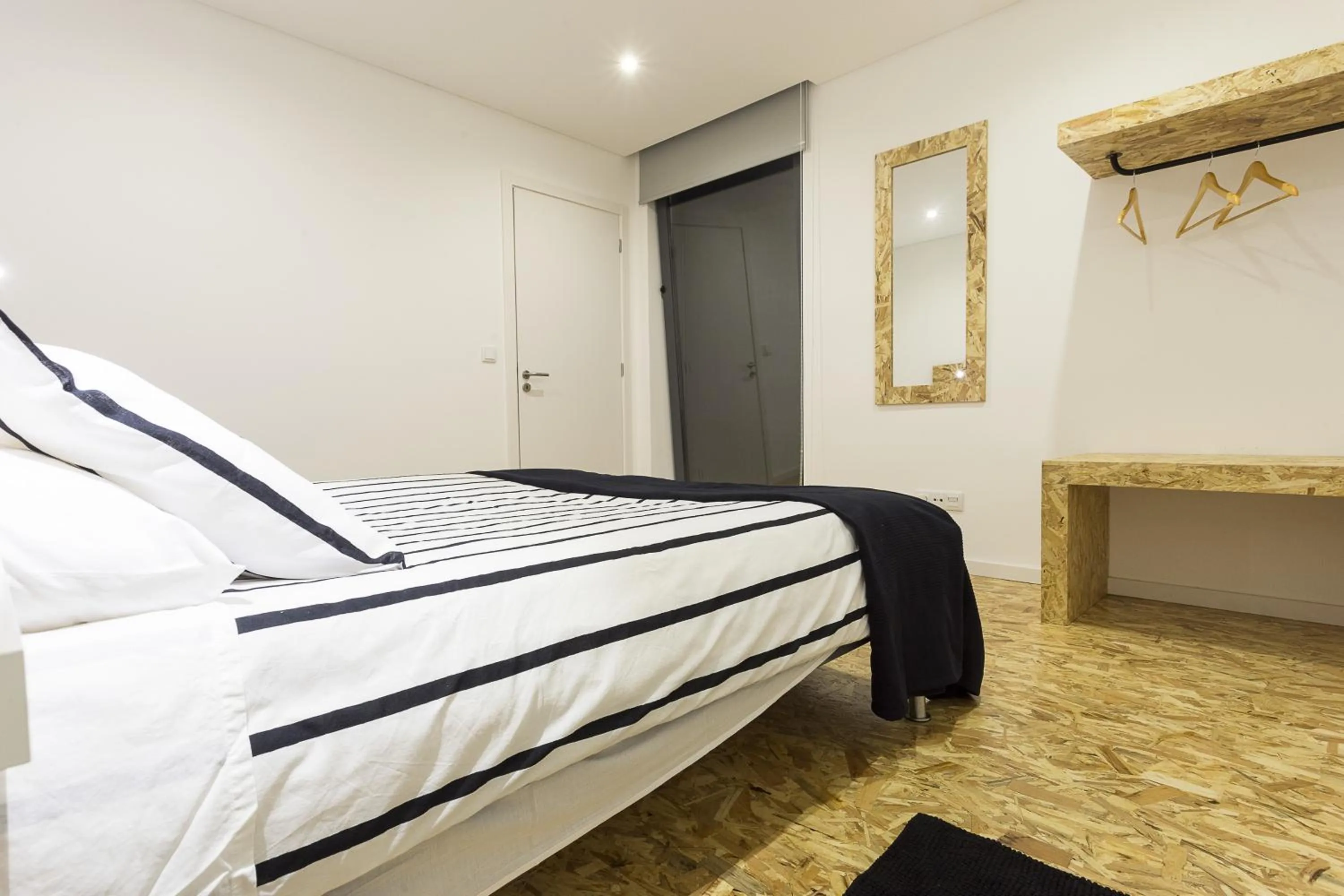 Photo of the whole room, Bed in Quinta das Rosas Villas