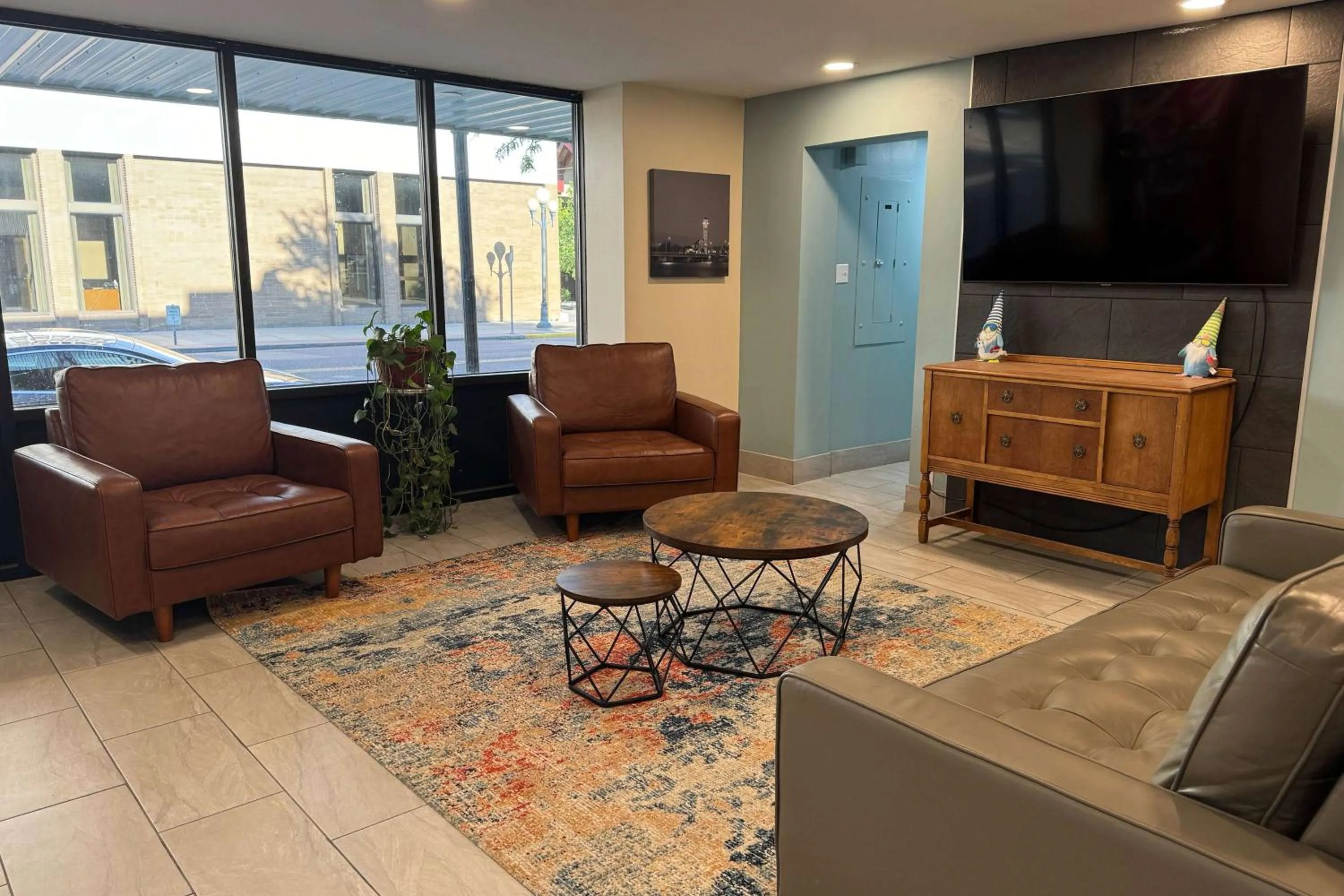 Lobby or reception in Super 8 by Wyndham Great Falls City Center