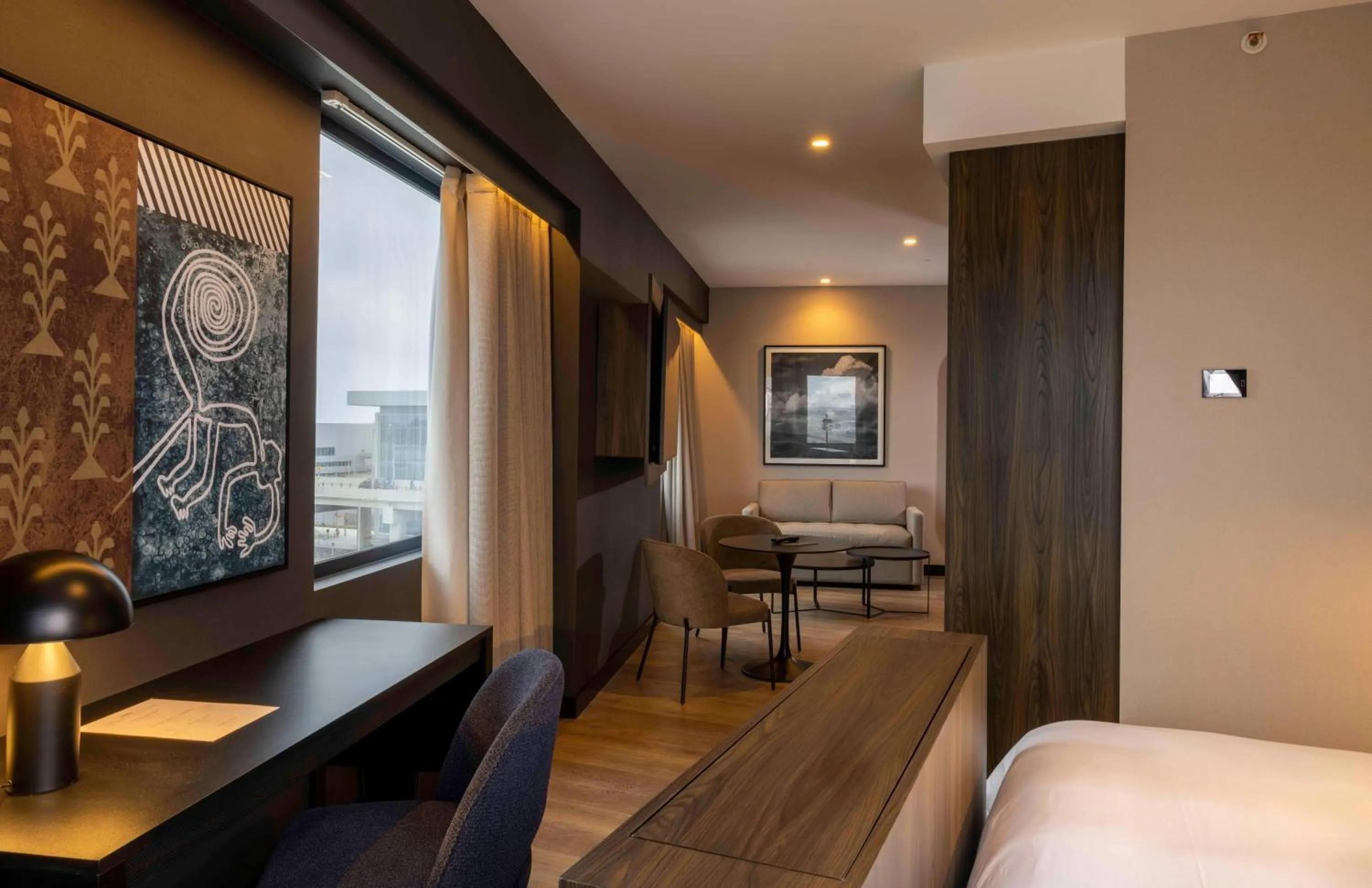 Photo of the whole room in Wyndham Grand Costa Del Sol Lima Airport