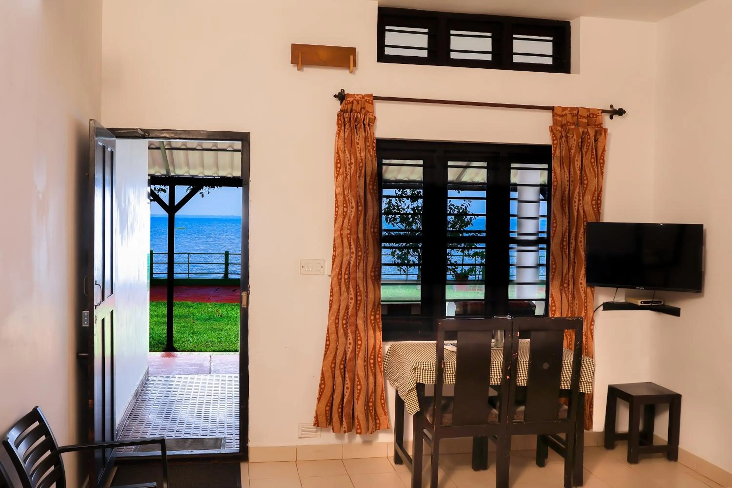 TV and multimedia in ILLIKKALAM Lakeside Cottages Kumarakom Kerala