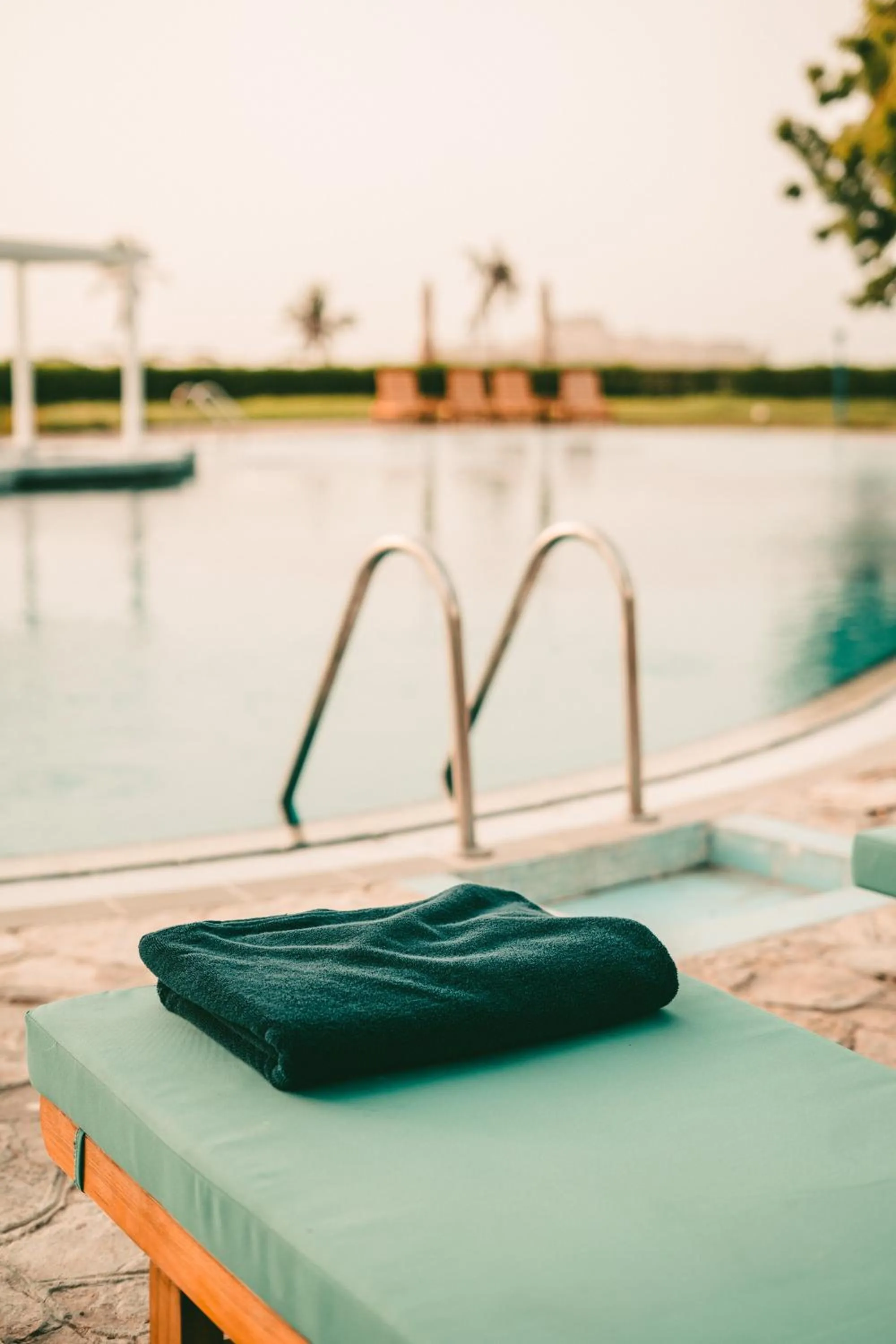 Swimming pool in Al Sawadi Beach Resort & Spa